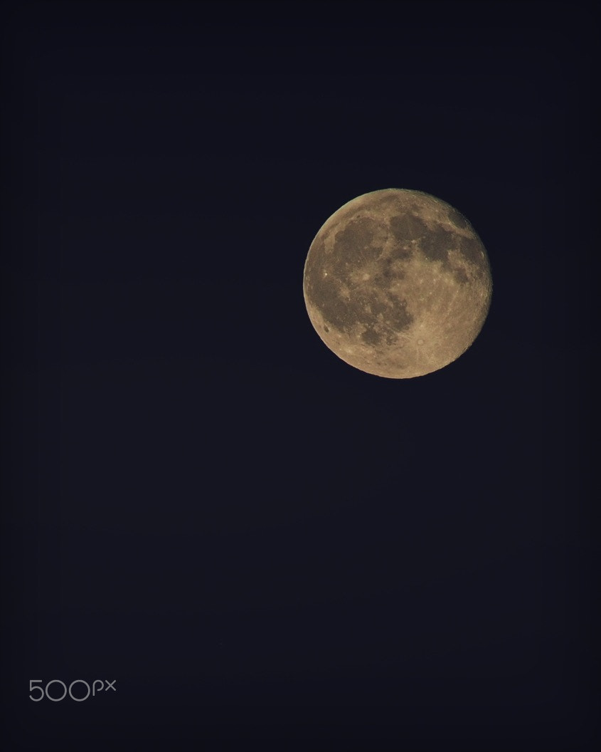 Panasonic Lumix G Vario 45-200mm F4-5.6 OIS sample photo. Full moon - july'16 photography