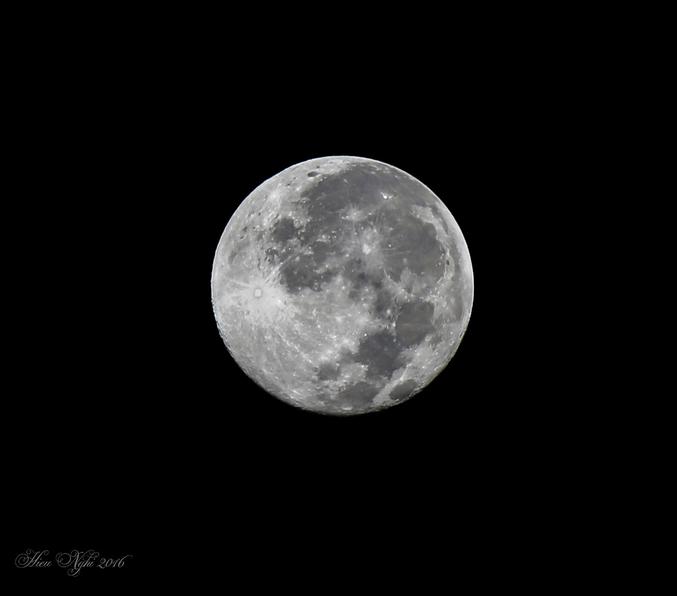 Canon EF 70-200mm F2.8L IS II USM sample photo. Full moon of june photography