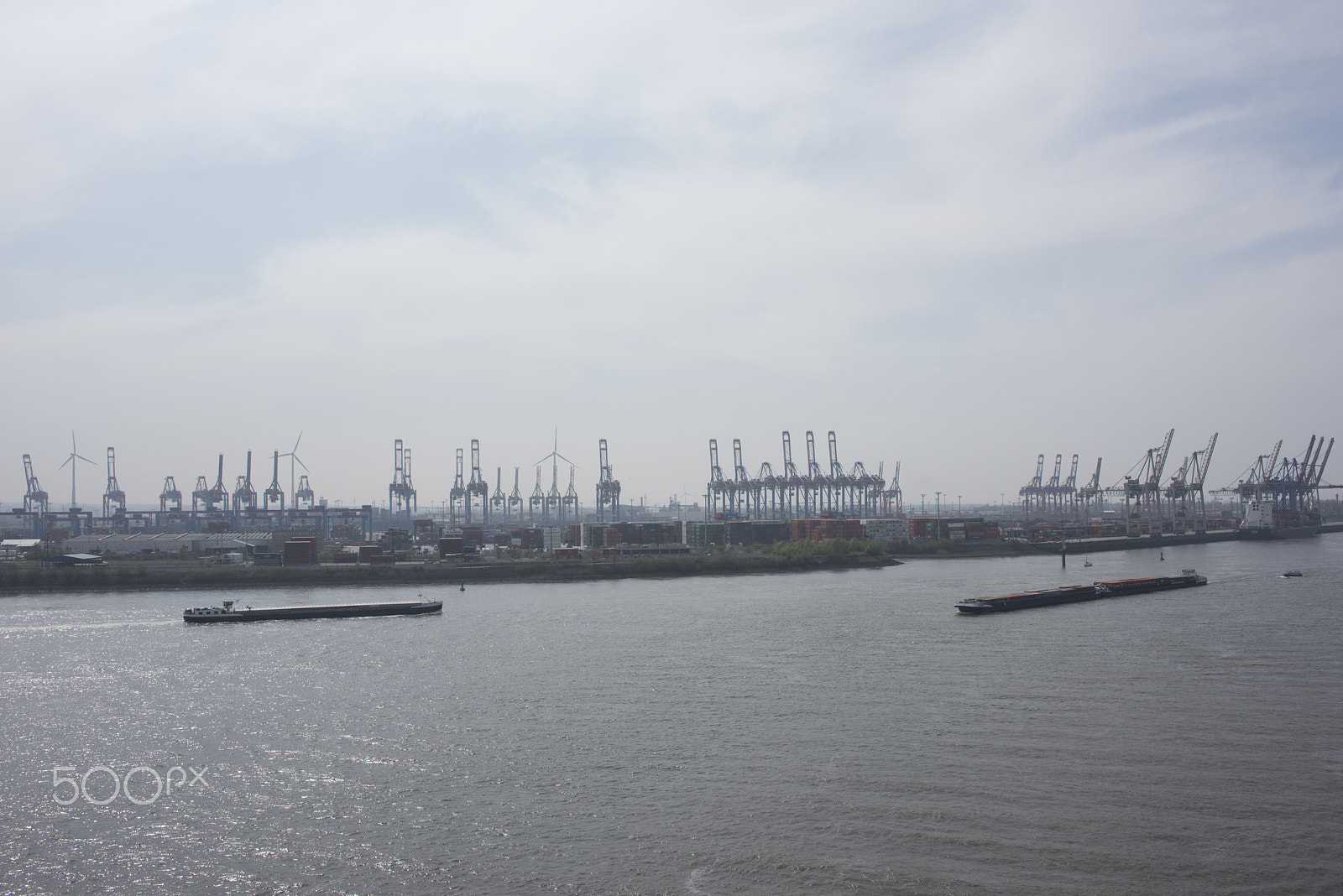 Nikon D810 + AF Zoom-Nikkor 35-70mm f/2.8D sample photo. View from the "dockland", hamburg, germany. photography