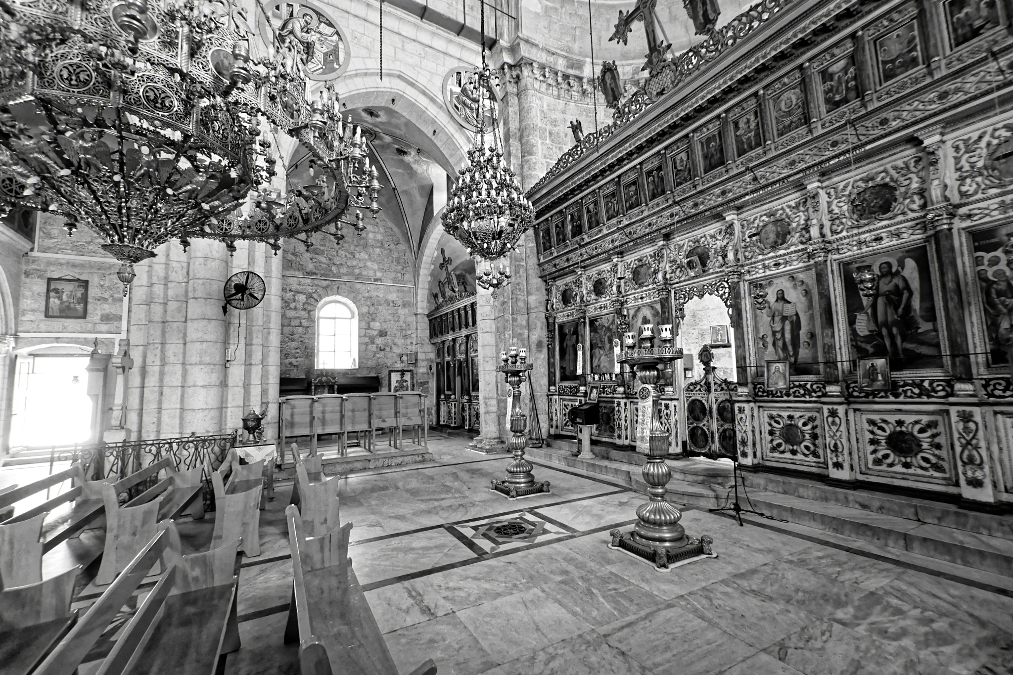 Sony a6300 + Sony E 10-18mm F4 OSS sample photo. Saint george in lod photography