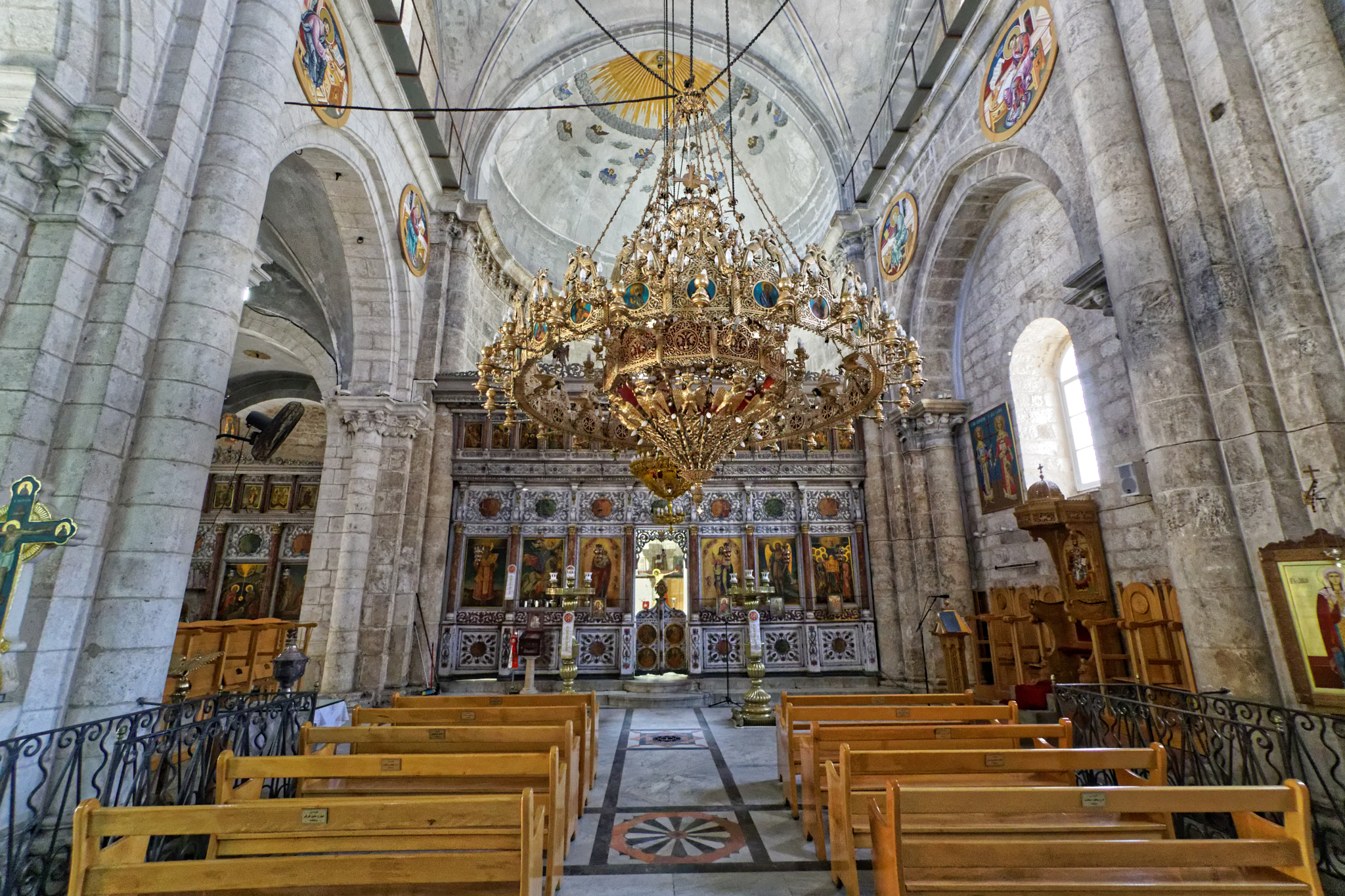 Sony a6300 + Sony E 10-18mm F4 OSS sample photo. Saint george in lod - color photography