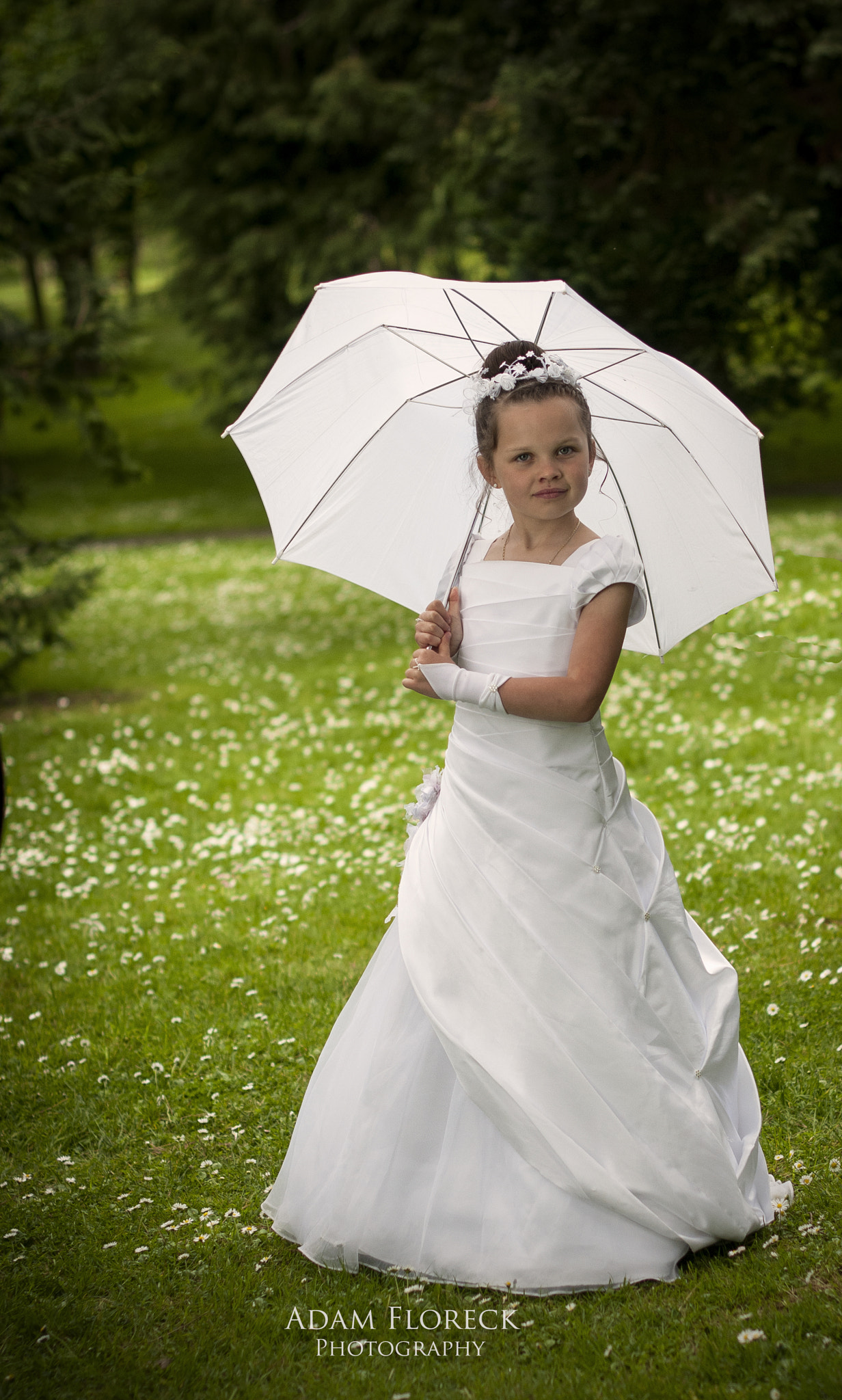 Nikon D300 + Nikon AF-S Nikkor 50mm F1.4G sample photo. Julia holy communion photography