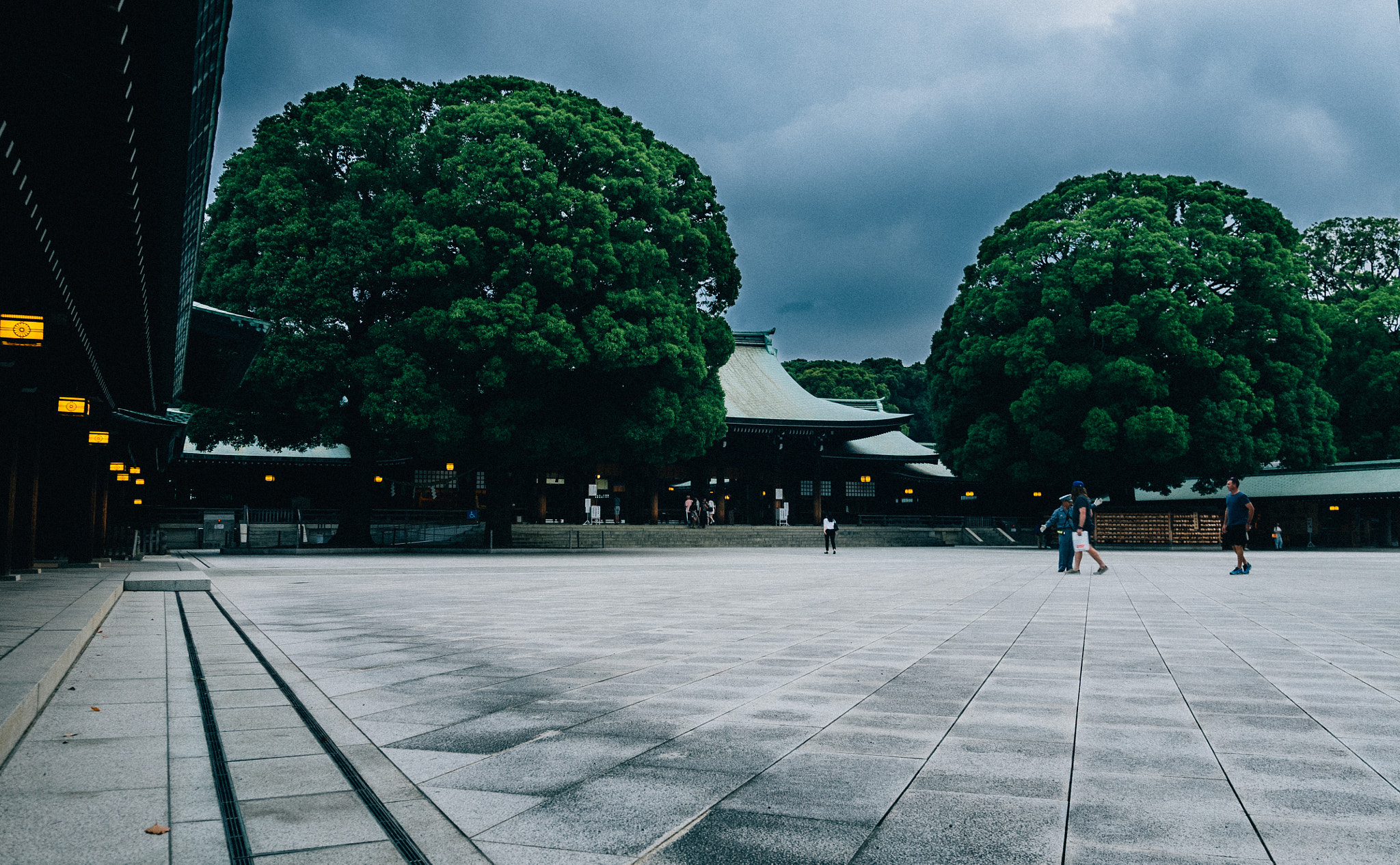 Pentax K-r + Sigma 18-35mm F1.8 DC HSM Art sample photo. Soon photography