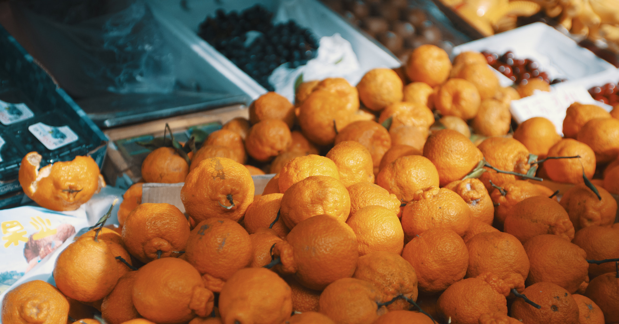 Nikon D600 + AF Zoom-Nikkor 35-70mm f/2.8D sample photo. Oranges photography