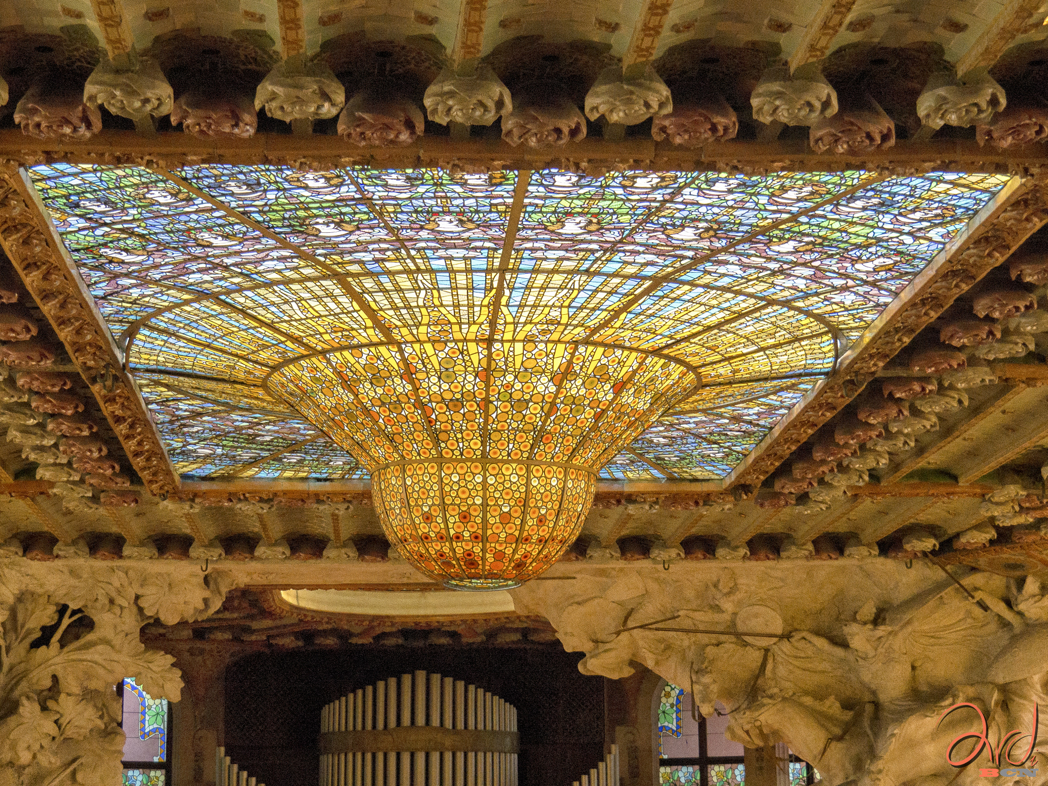 OLYMPUS M.14-150mm F4.0-5.6 II sample photo. Palau de la musica catalana photography