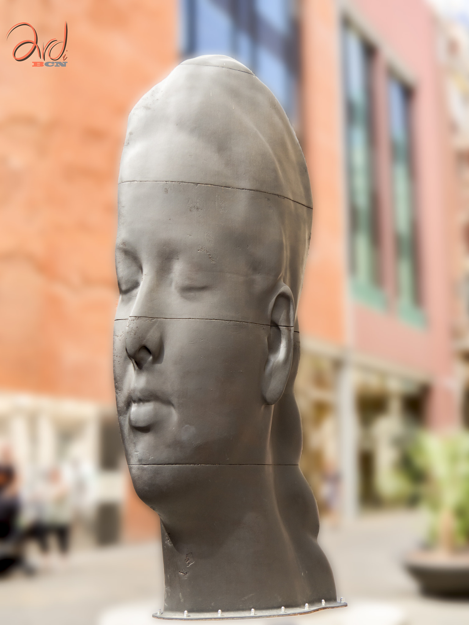 OLYMPUS M.14-150mm F4.0-5.6 II sample photo. ‘carmela’ de jaume plensa photography
