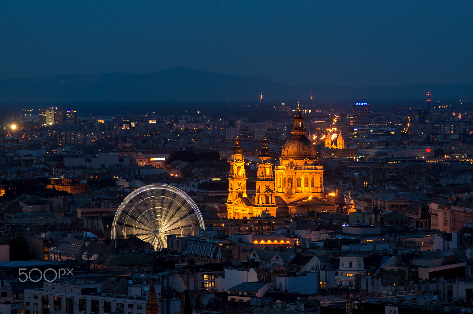 Sony Alpha DSLR-A580 sample photo. St. stephen's basilica, budapest photography