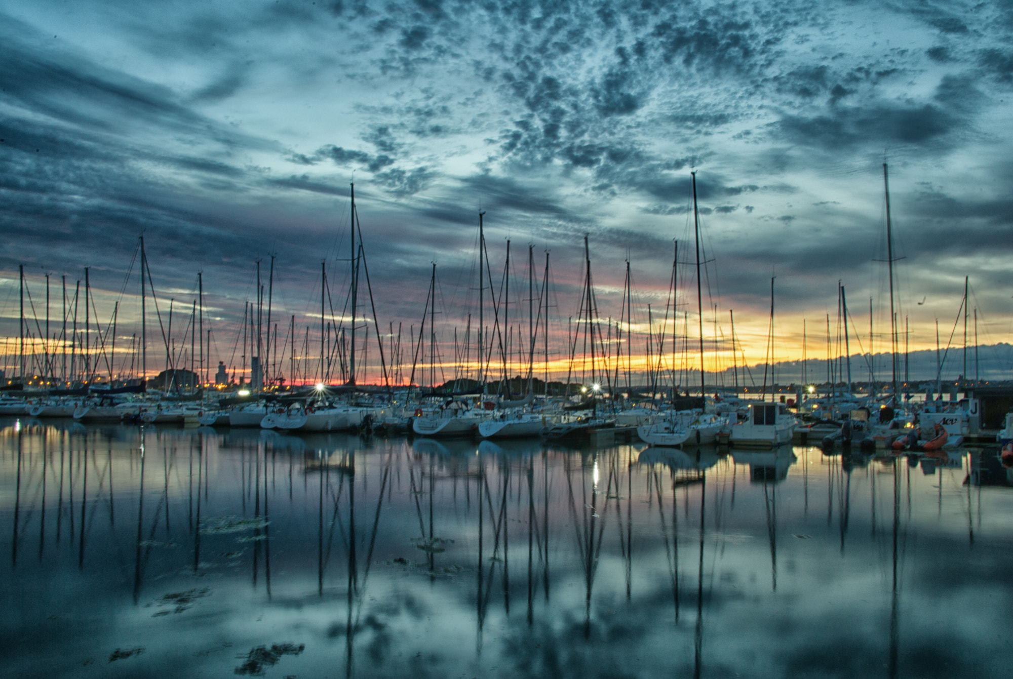 Nikon D3S sample photo. Reflets de l'aube photography