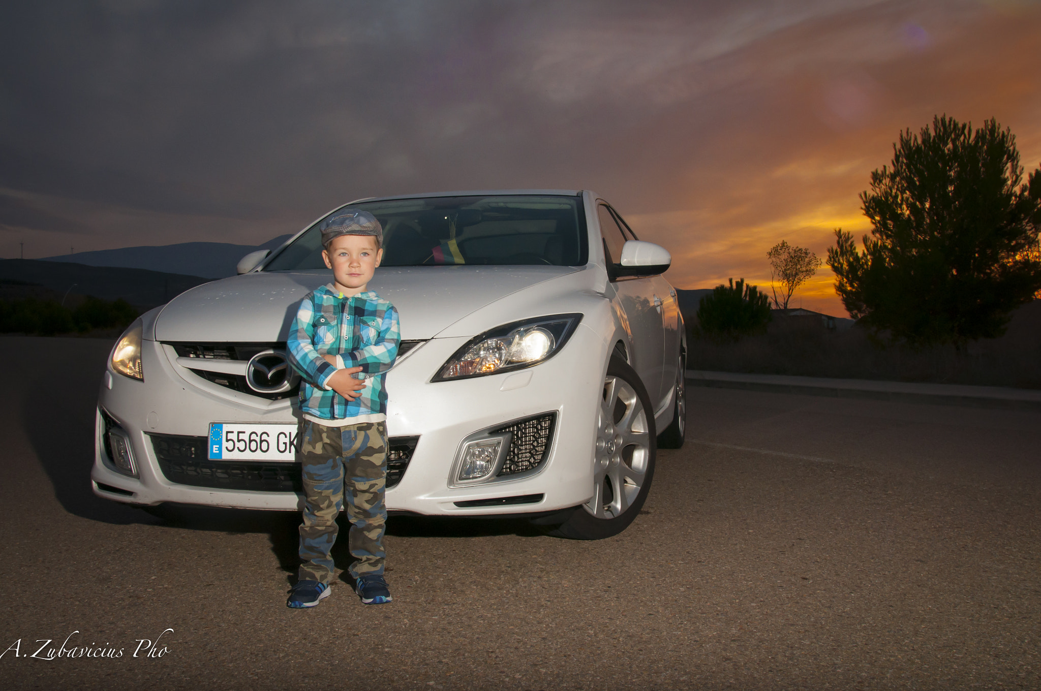 Nikon AF-S Nikkor 24-120mm F4G ED VR sample photo. Lithanian boy photography