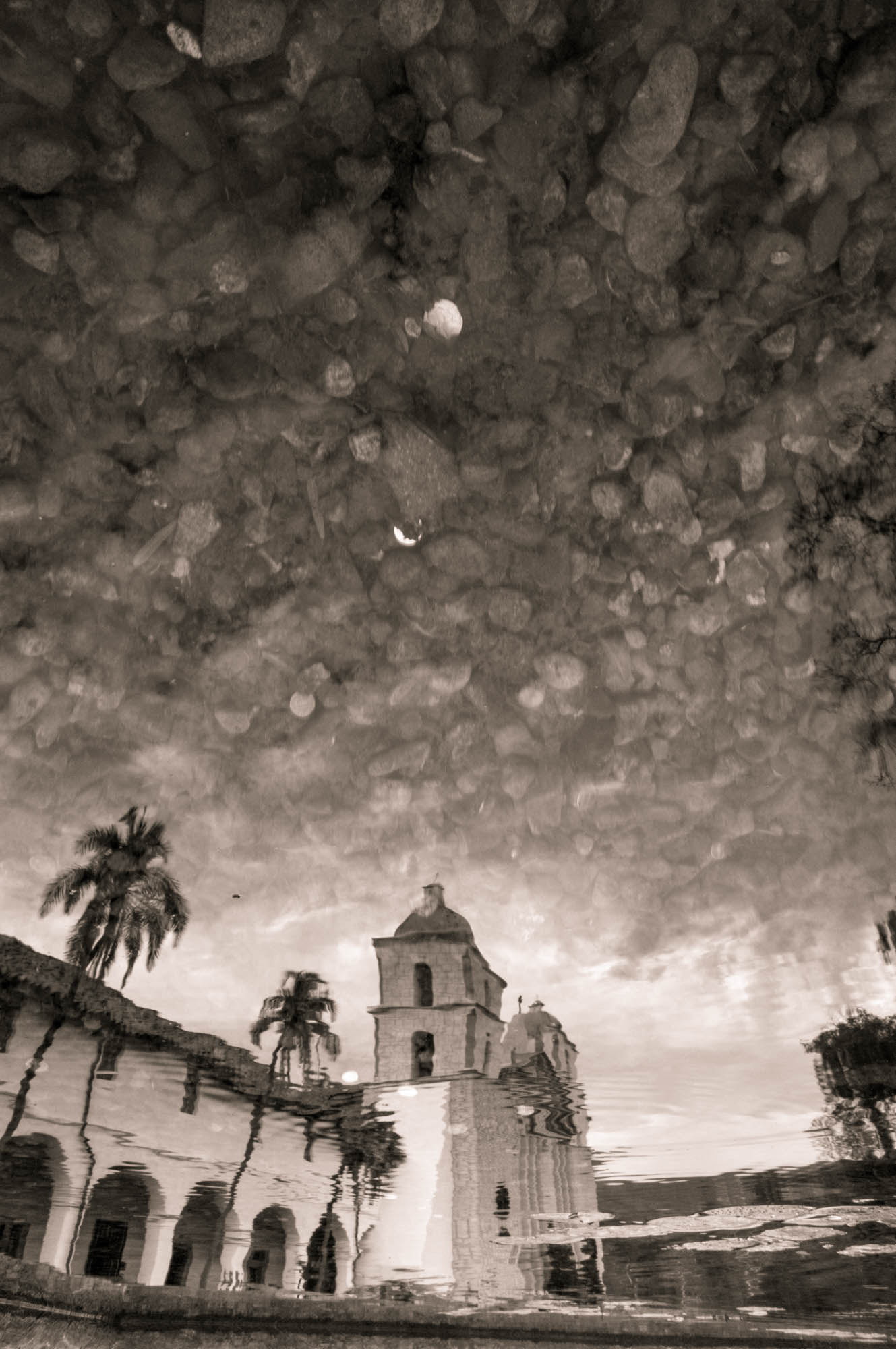 Sony Alpha NEX-5R + Sony E 16mm F2.8 sample photo. Mission santa barbara photography