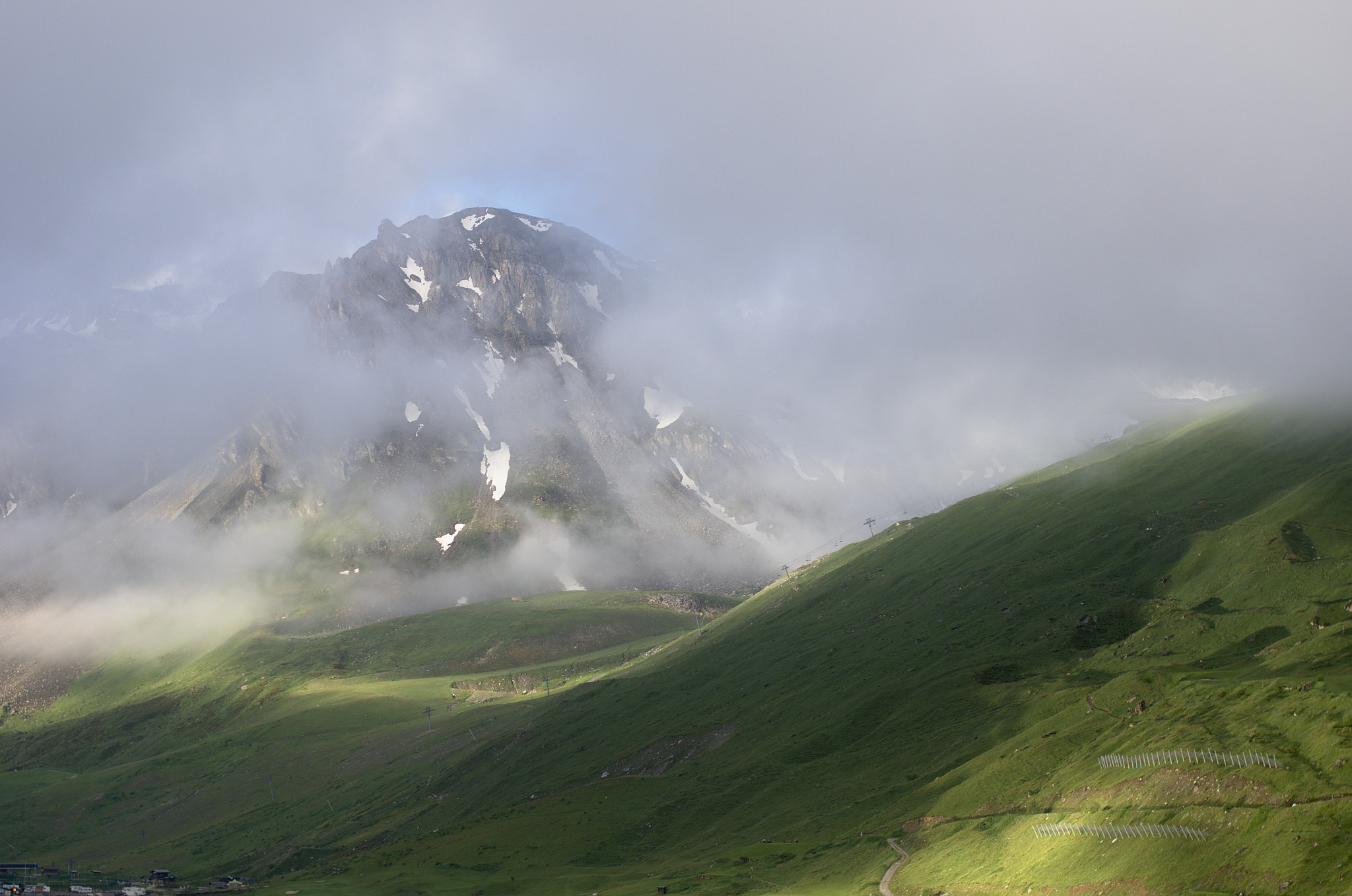 Nikon D7000 + Sigma 50mm F1.4 EX DG HSM sample photo. After the misty morning photography