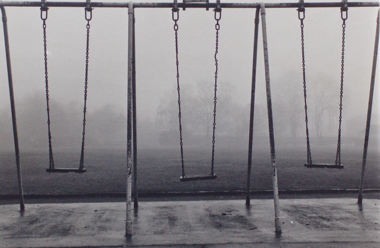 Nikon AF Nikkor 50mm F1.4D sample photo. Swings christie park 1983 photography