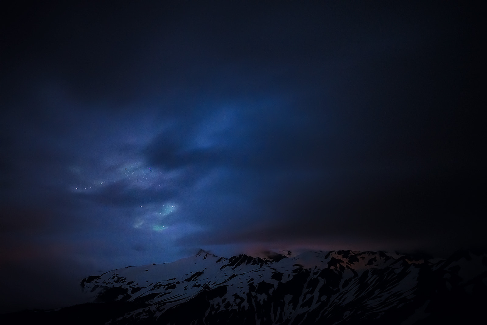 Nikon D600 + Samyang 12mm F2.8 ED AS NCS Fisheye sample photo. Mount baker cloudy night photography