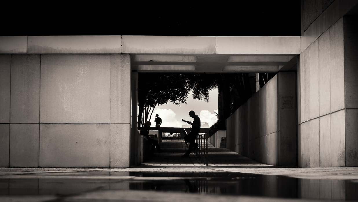 Olympus PEN E-P3 sample photo. They live within the shadows 22/52 photography