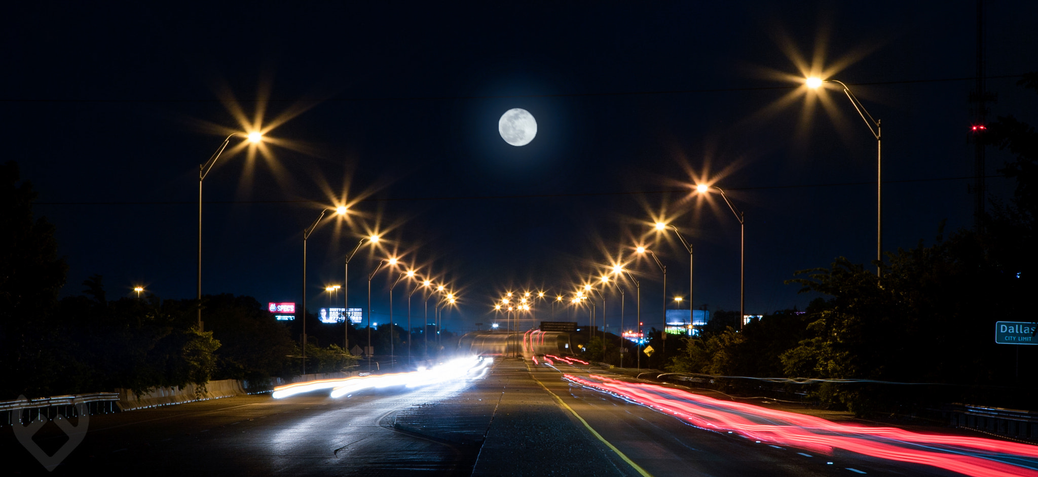 Tamron 18-270mm F3.5-6.3 Di II PZD sample photo. Moonlight photography