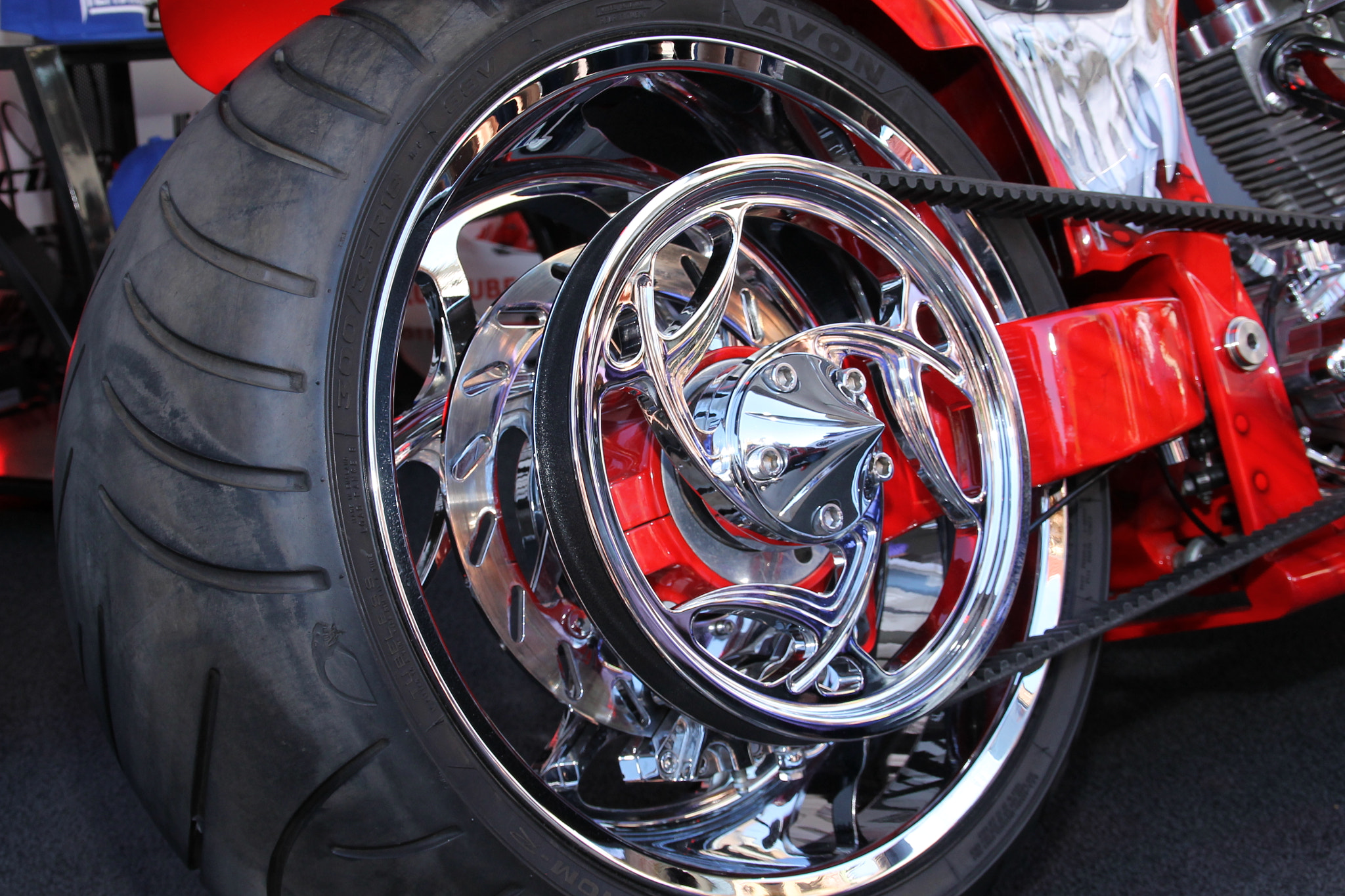 Canon EOS 1100D (EOS Rebel T3 / EOS Kiss X50) sample photo. Wheel photography