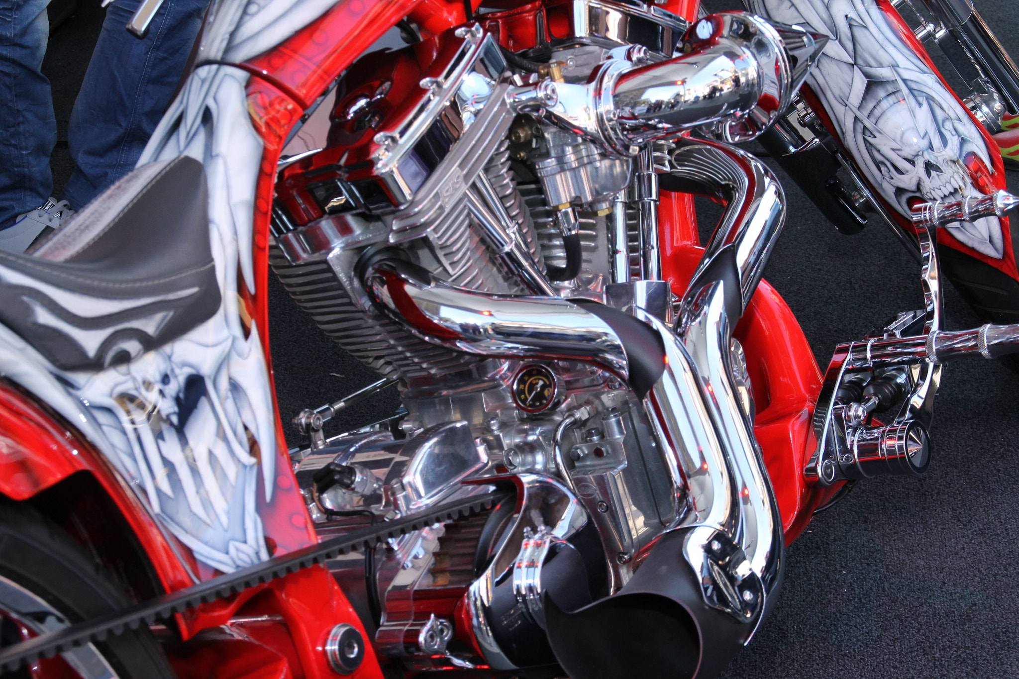 Canon EOS 1100D (EOS Rebel T3 / EOS Kiss X50) sample photo. Engine photography
