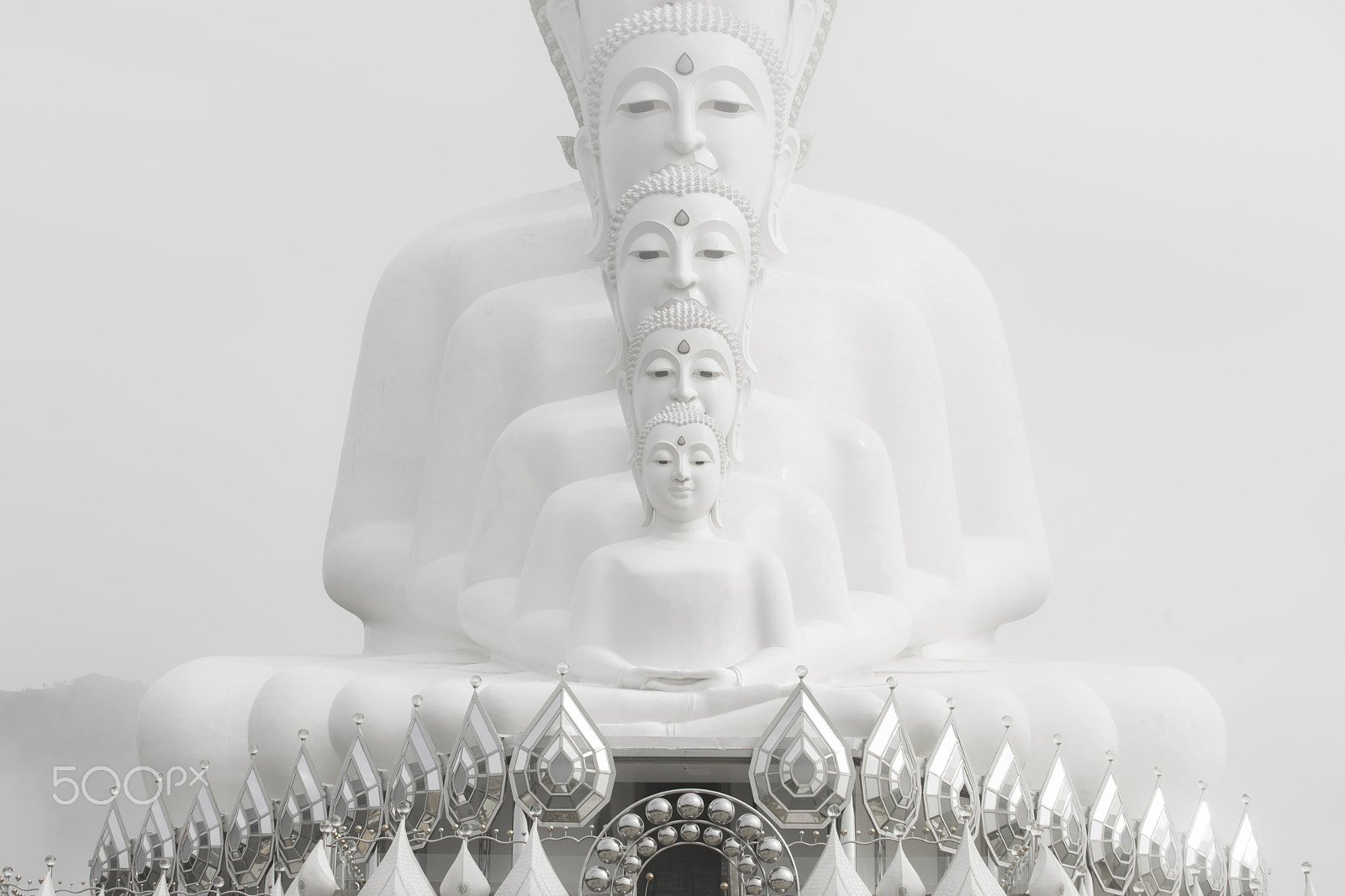 Sony a7 II + Canon EF 70-200mm F2.8L USM sample photo. Amazing buddha photography