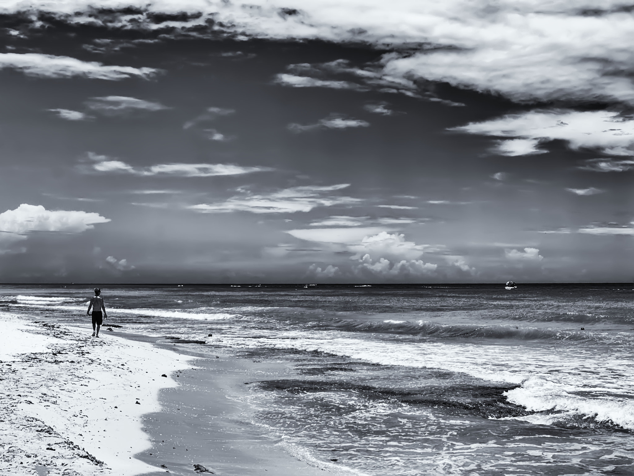 Panasonic Lumix DMC-GX1 sample photo. Cancun-azul fives photography