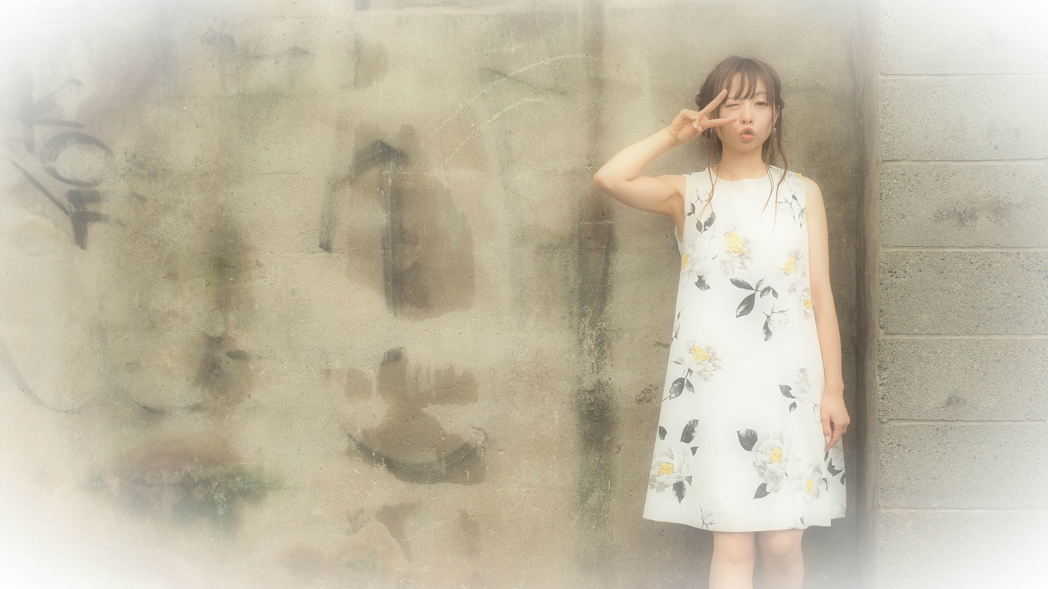 Olympus OM-D E-M5 II + Olympus M.Zuiko Digital 17mm F2.8 Pancake sample photo. Model:mi2ya photography