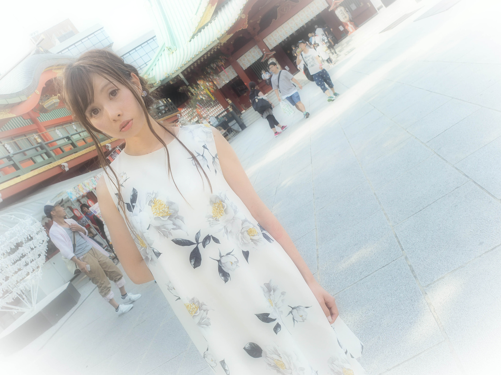 Olympus OM-D E-M5 II + Olympus M.Zuiko Digital 17mm F2.8 Pancake sample photo. Model:mi2ya photography