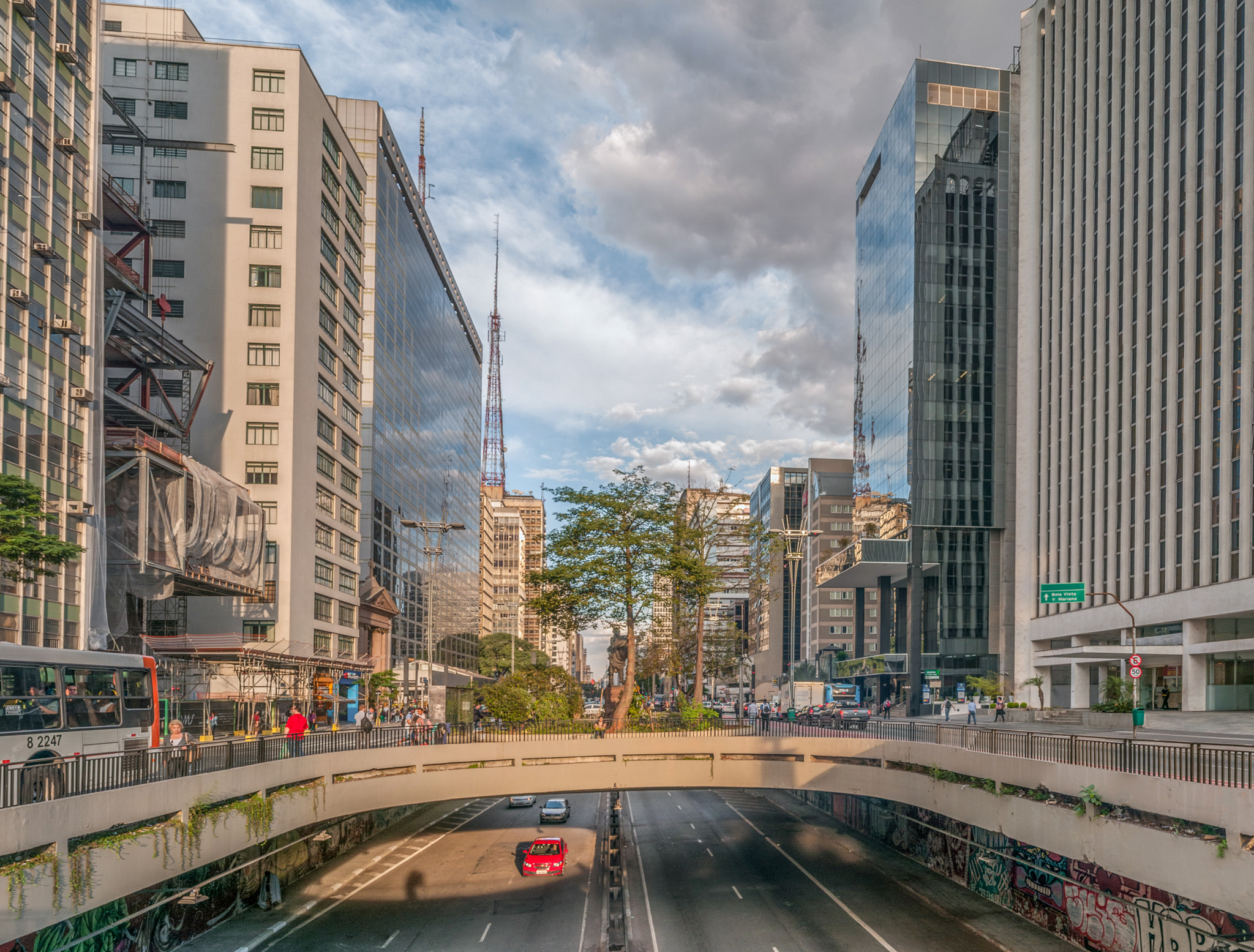 Nikon D300 + Sigma 18-50mm F2.8 EX DC Macro sample photo. Paulista avenue photography