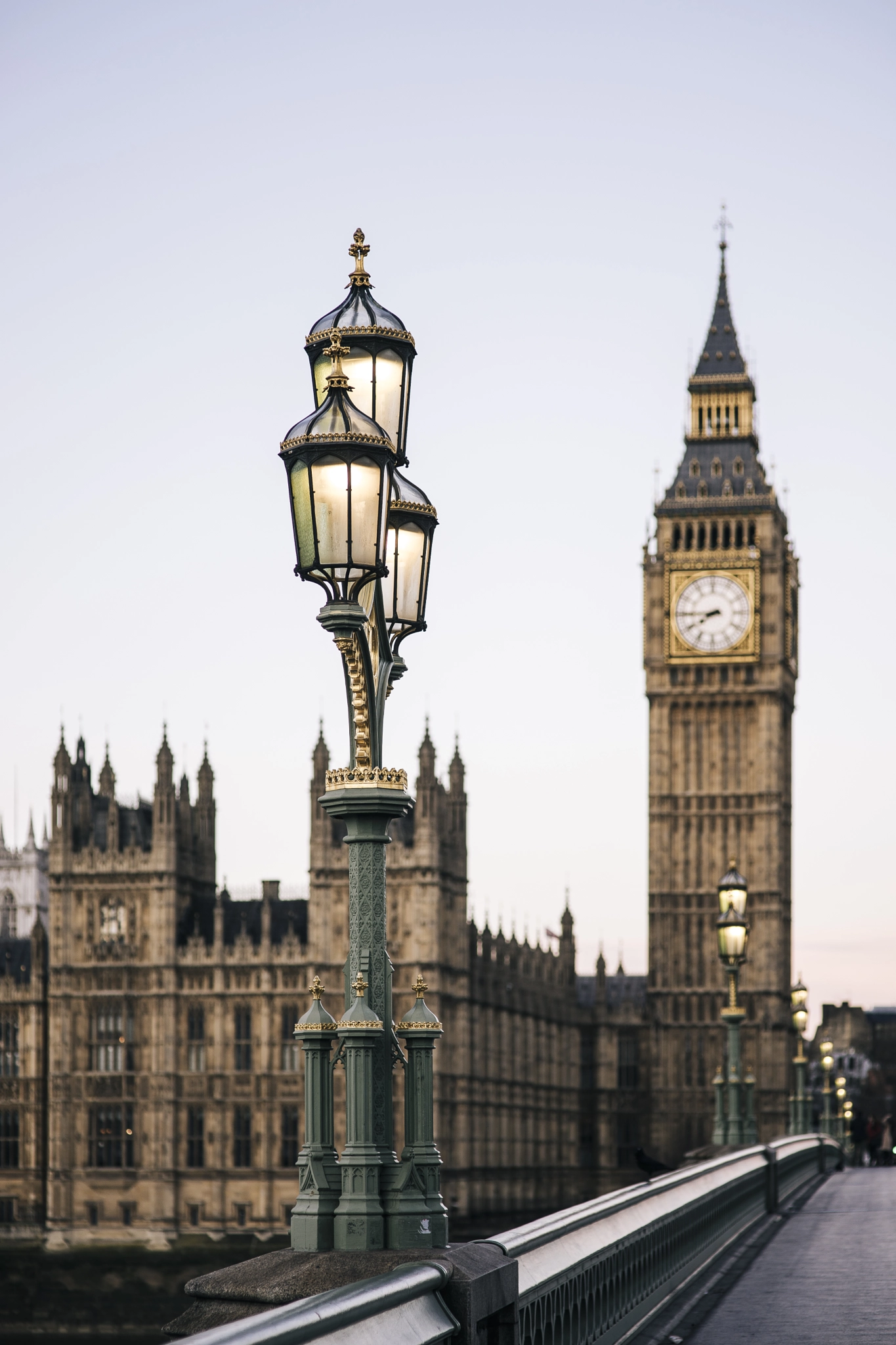 Sony a7 II + Sigma 85mm F1.4 EX DG HSM sample photo. Big ben and westminster bridge photography