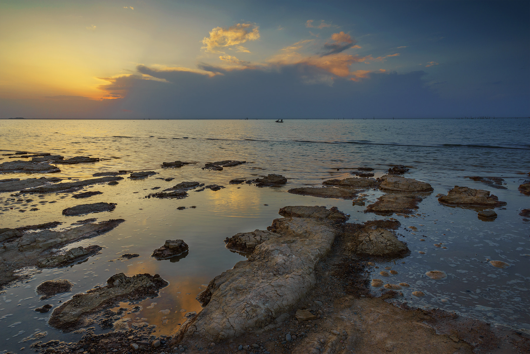 Sony a7R + ZEISS Batis 25mm F2 sample photo. Fishermen photography