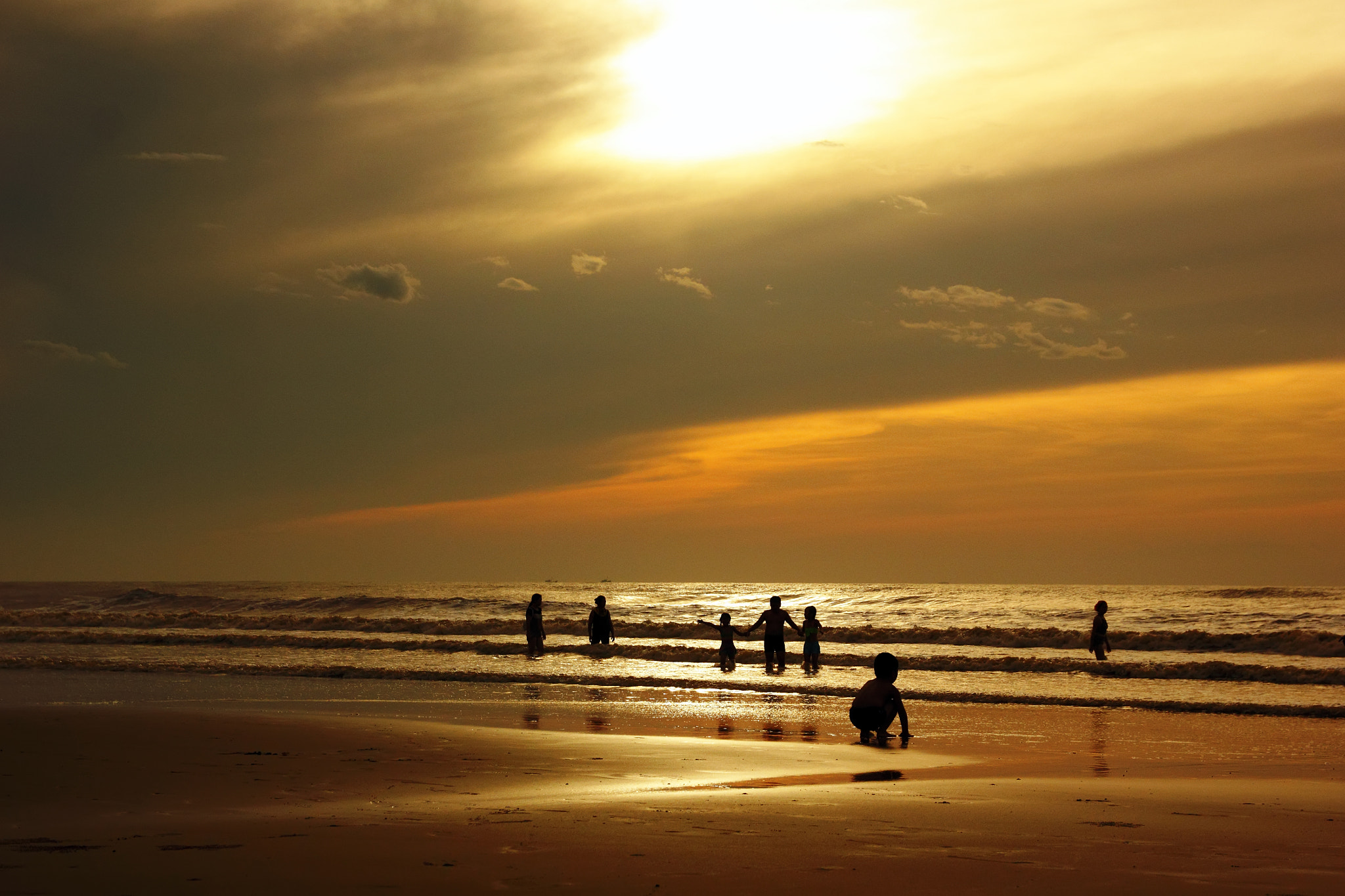Canon EOS 550D (EOS Rebel T2i / EOS Kiss X4) sample photo. Early morning golden light photography
