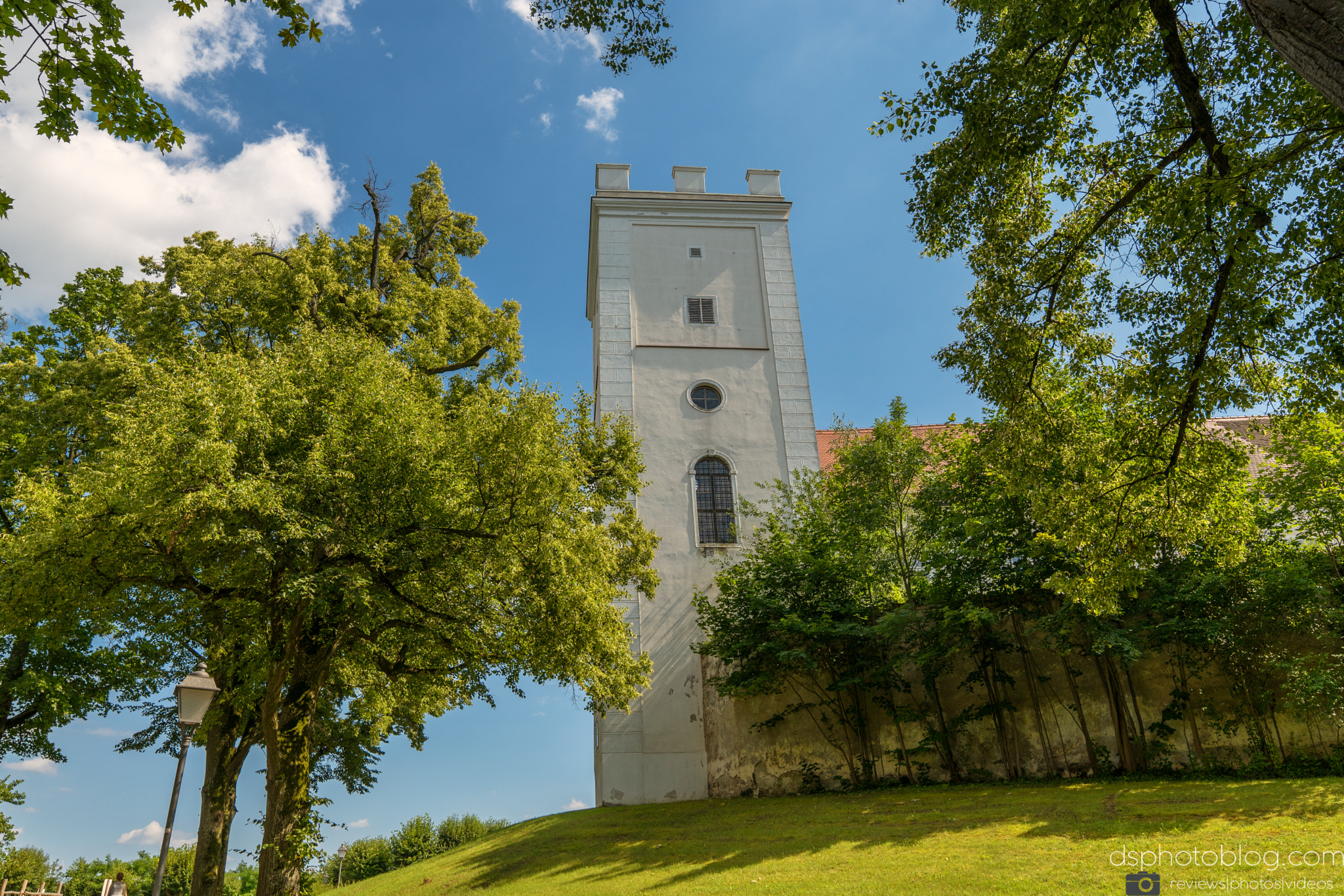 Sigma 24mm F1.4 DG HSM Art sample photo. Old castle photography