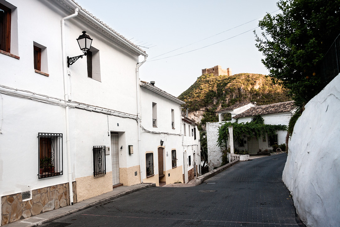Canon EF-S 17-85mm F4-5.6 IS USM sample photo. Forna i castell de forna photography