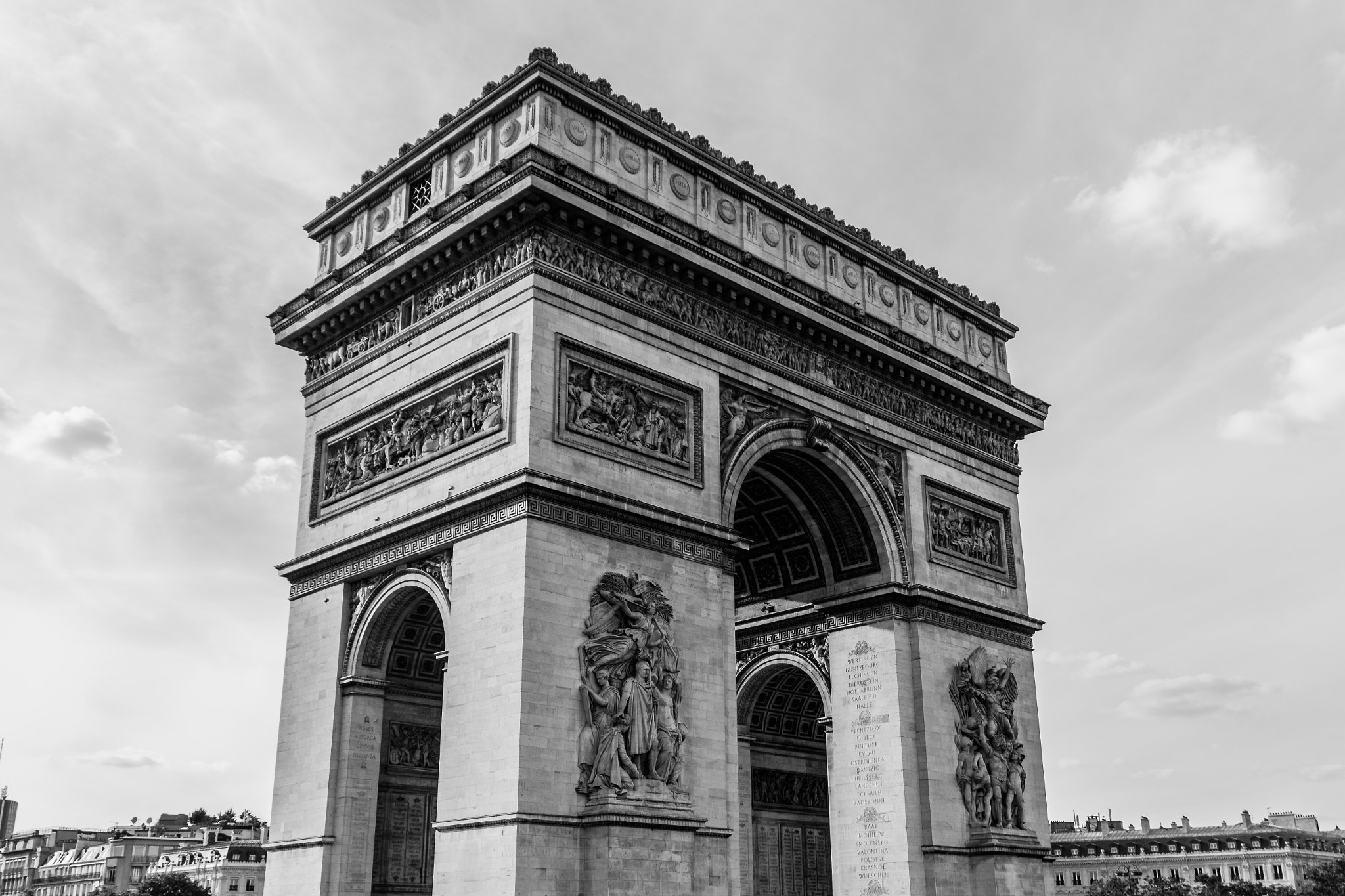 Canon EOS 750D (EOS Rebel T6i / EOS Kiss X8i) sample photo. Arc de triomphe photography