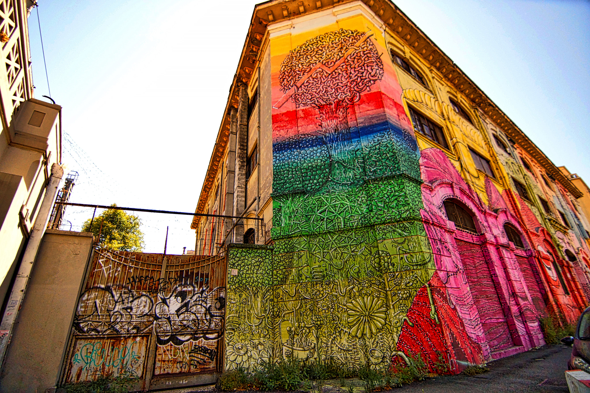 Sony SLT-A65 (SLT-A65V) + 20mm F2.8 sample photo. Ostiense street art photography