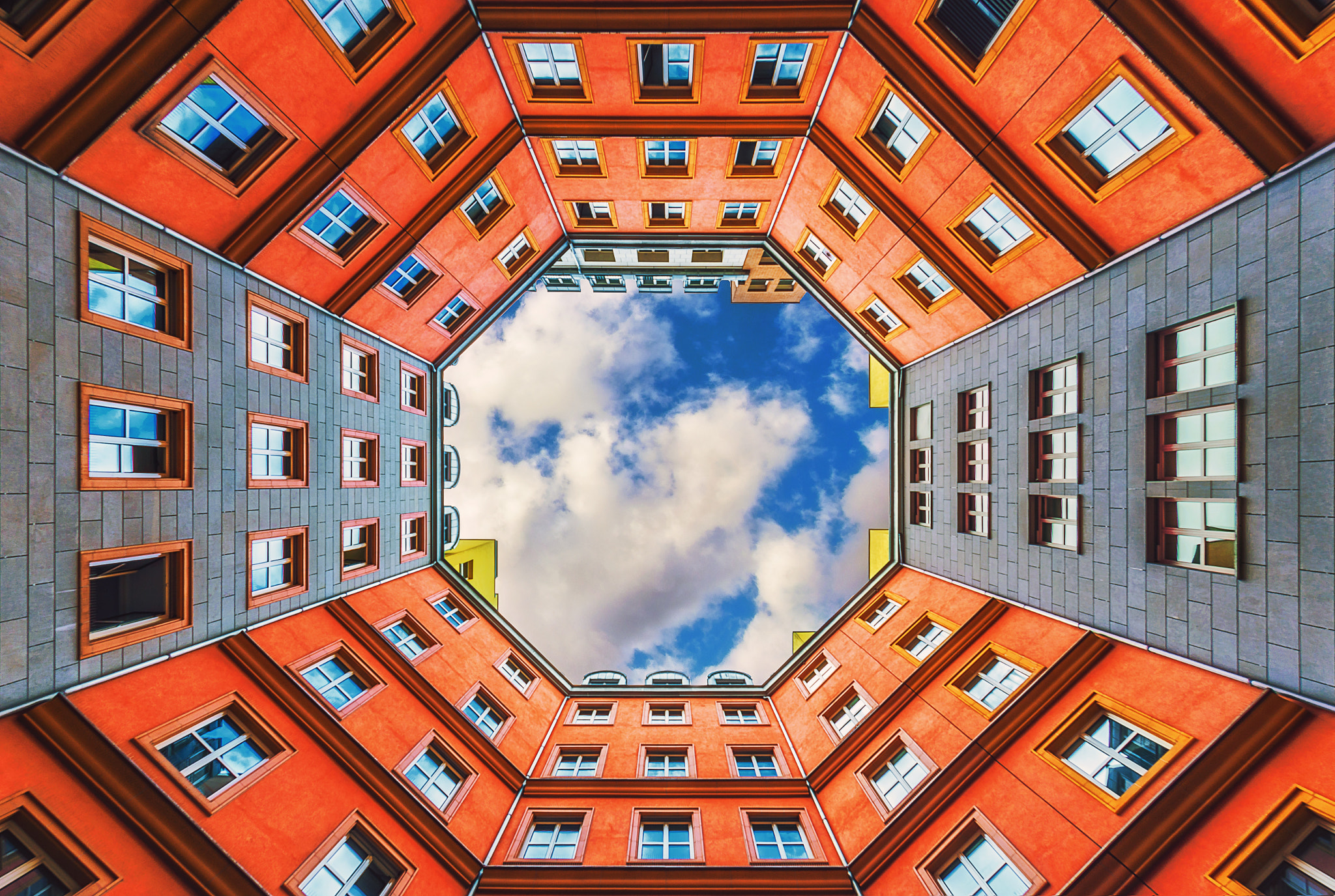 Nikon D800 + Sigma 15mm F2.8 EX DG Diagonal Fisheye sample photo. Octagon building, berlin. photography