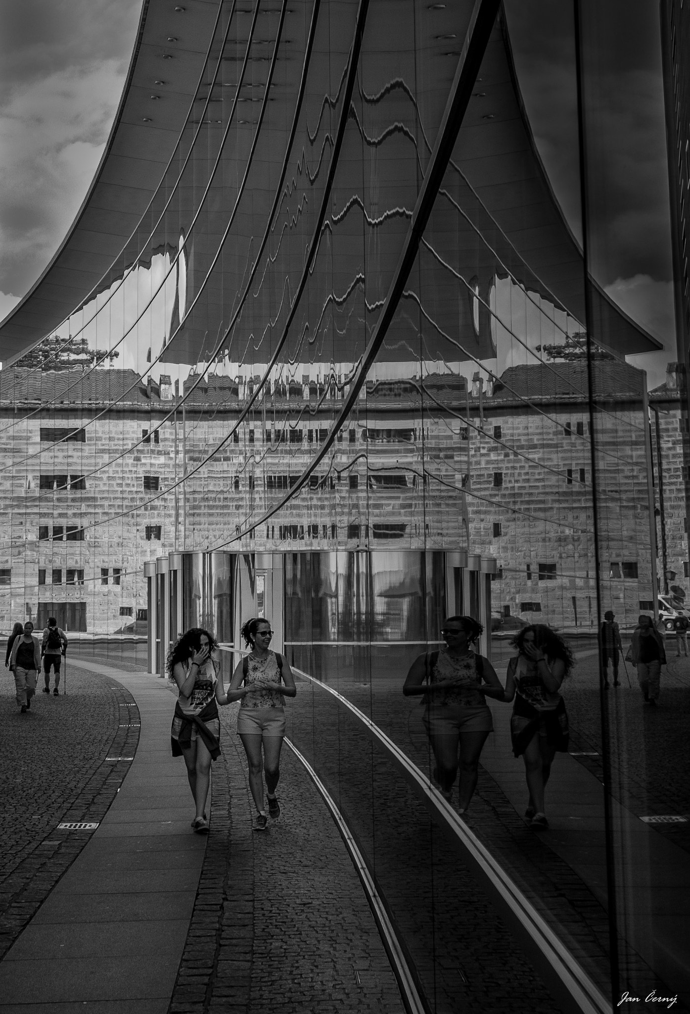 Samsung NX 20-50mm F3.5-5.6 ED sample photo. World of reflections photography