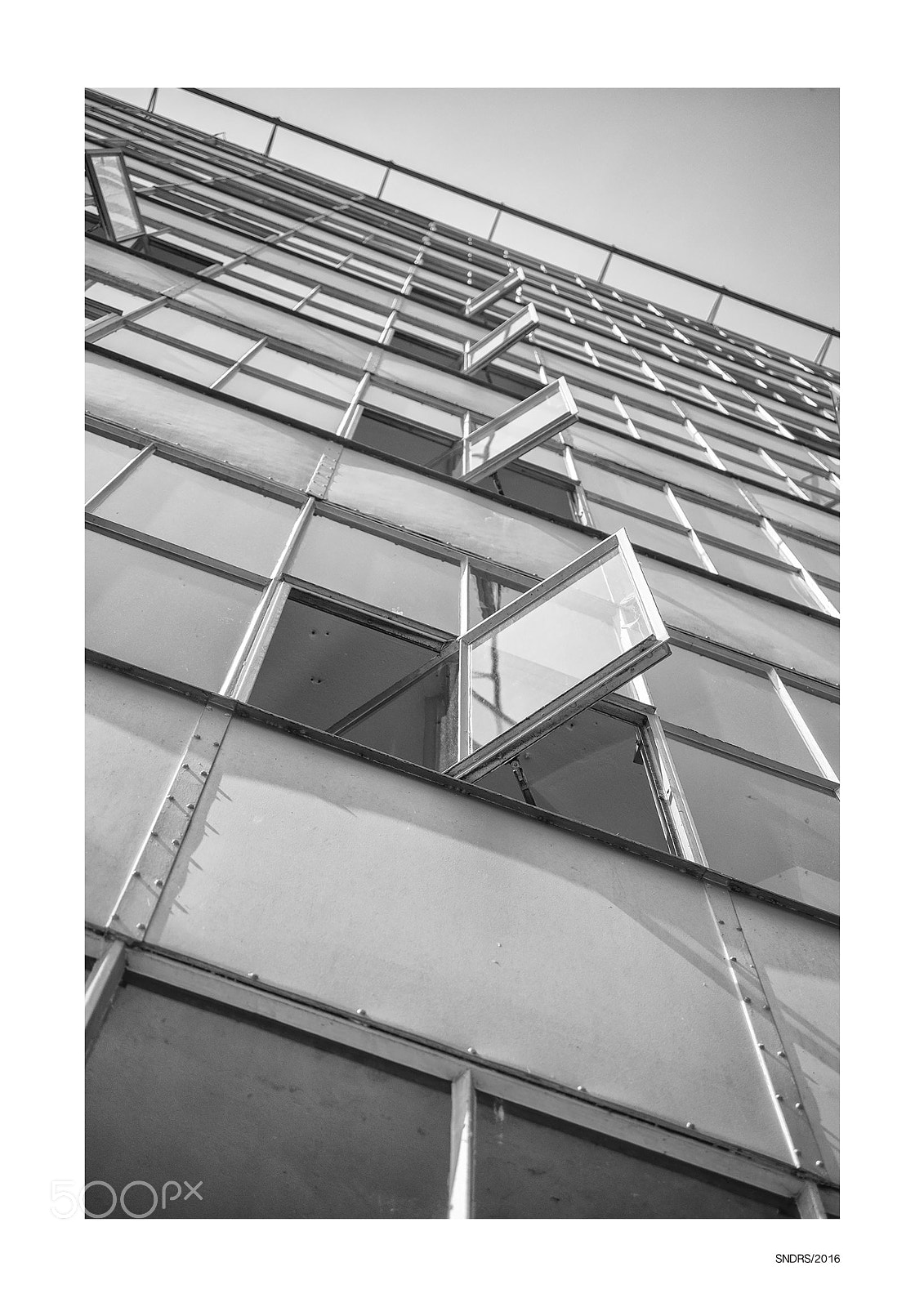 AF Zoom-Nikkor 28-70mm f/3.5-4.5D sample photo. Van nelle factory rotterdam (unesco heritage) photography
