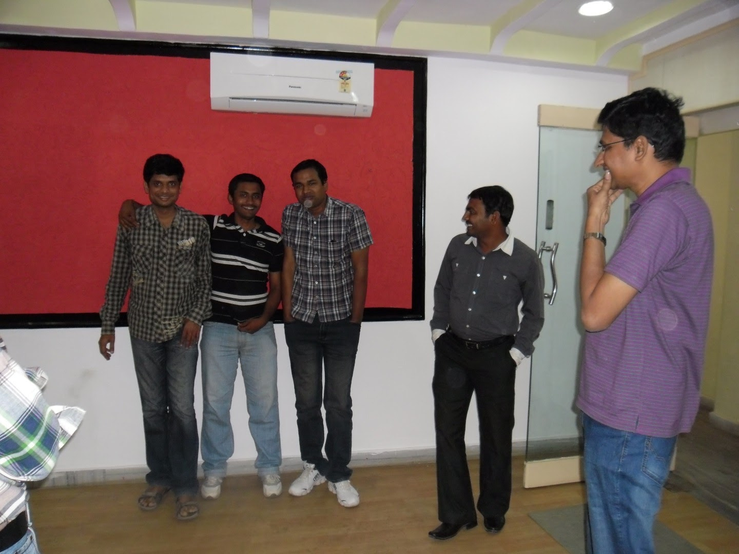Samsung ES30/VLUU ES30 sample photo. Launchship team dec 23 2011; first group pictures photography