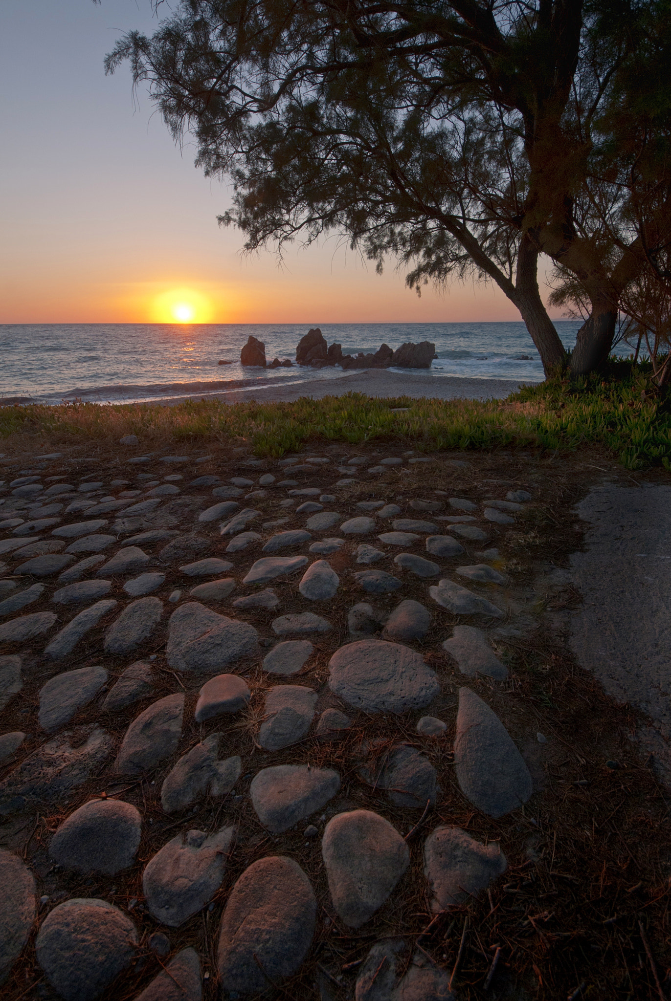 Sigma 8-16mm F4.5-5.6 DC HSM sample photo. Sunlight memoirs in samos photography