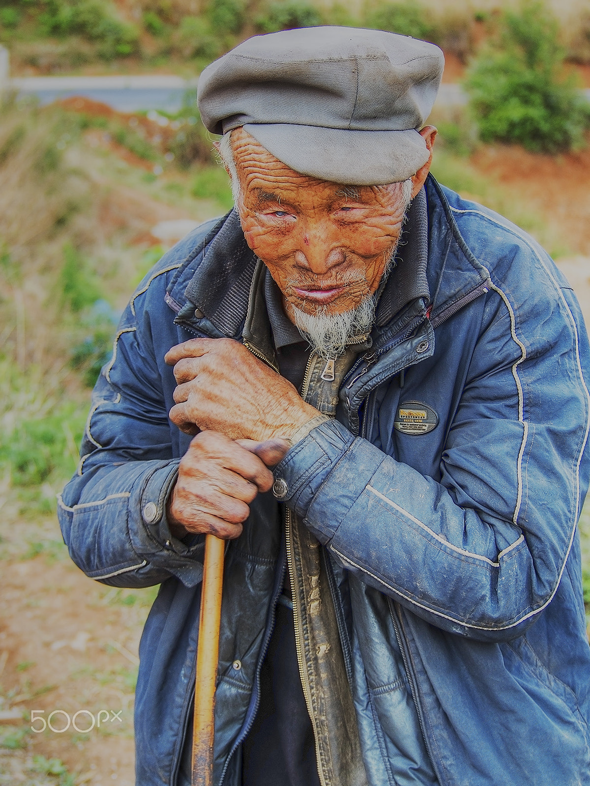 Olympus PEN E-PL7 sample photo. Countryside oldman photography