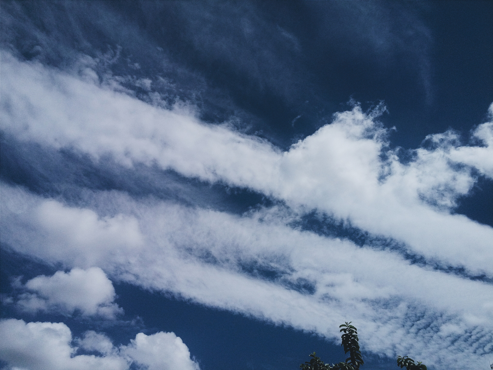 LG L Bello sample photo. Nuvens 1/3 photography