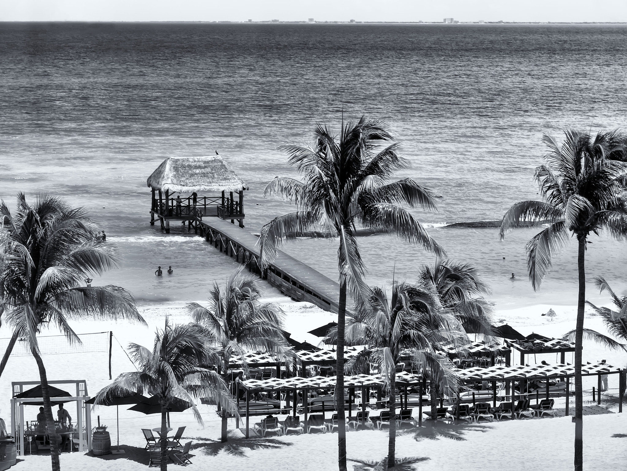 Panasonic Lumix DMC-GX1 sample photo. Cancun-azul fives photography