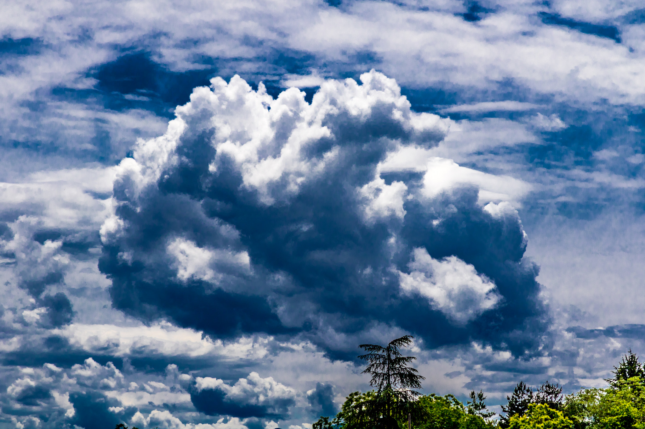 Canon EF 24-85mm F3.5-4.5 USM sample photo. Cloud photography