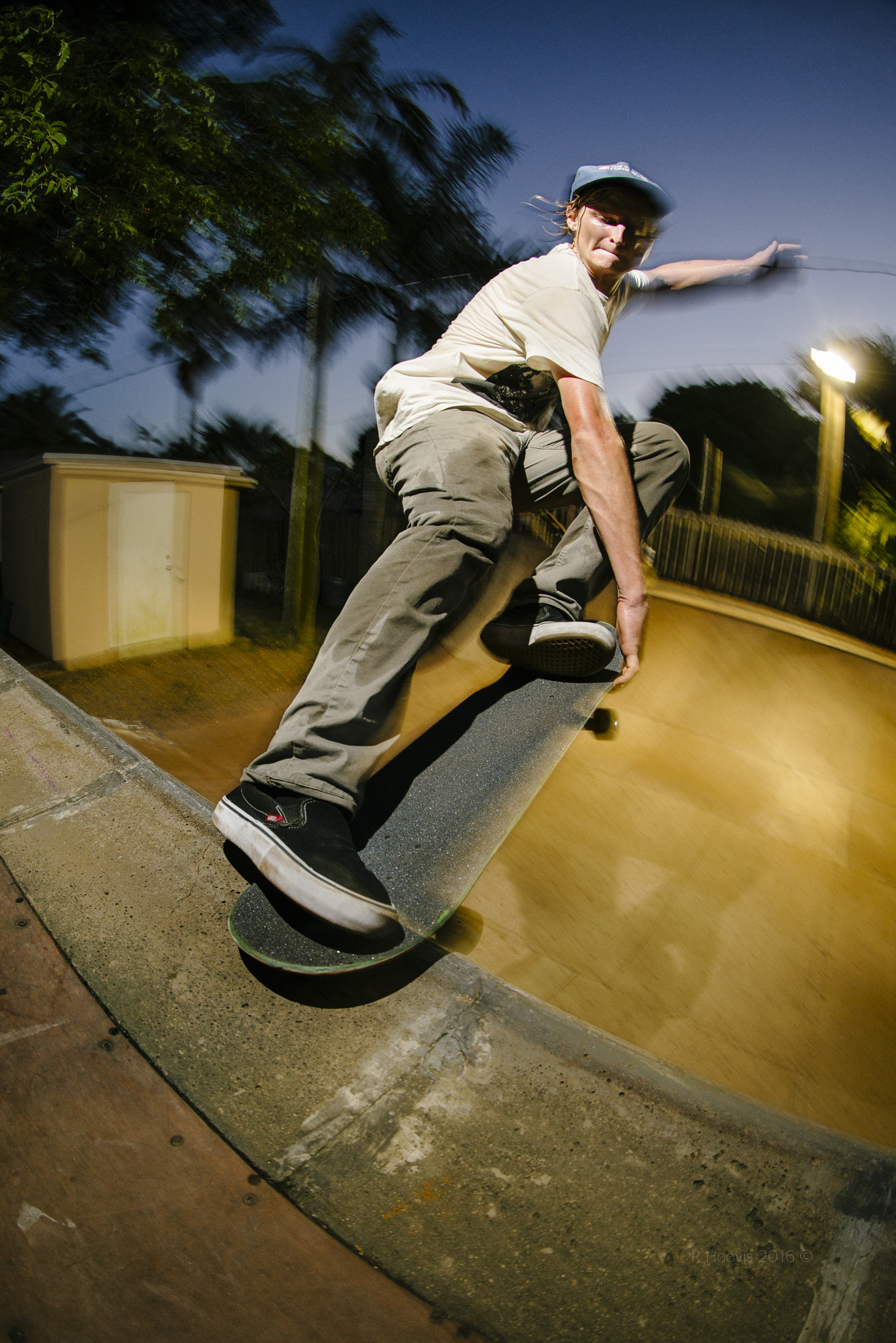 Sony a7R II + Canon EF 8-15mm F4L Fisheye USM sample photo. Skate dan finals photography