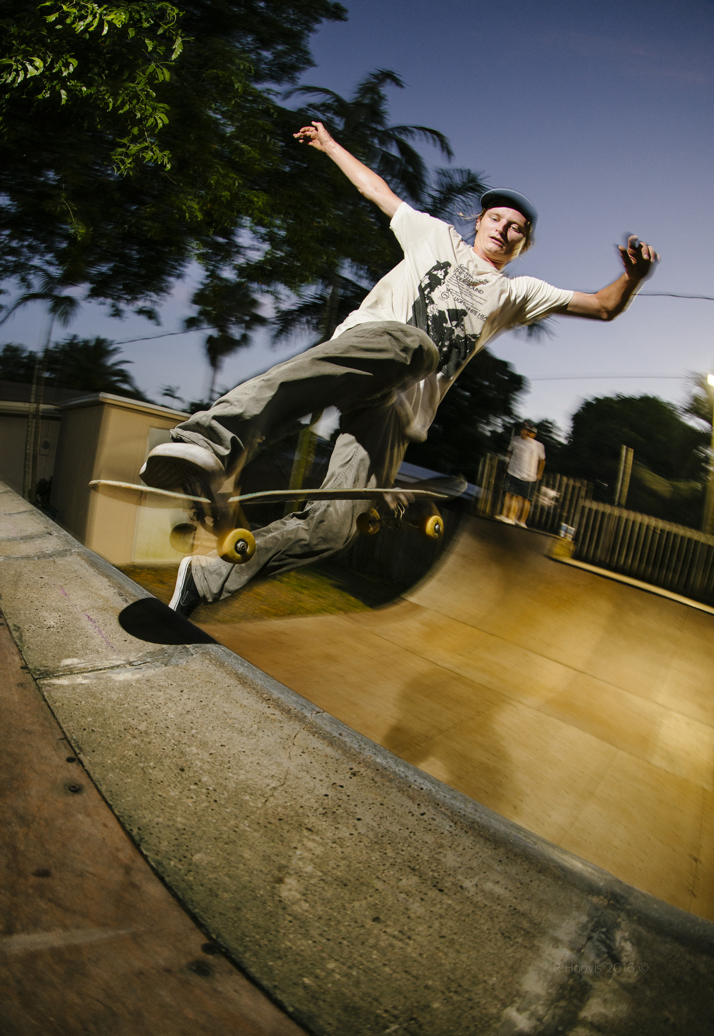 Sony a7R II + Canon EF 8-15mm F4L Fisheye USM sample photo. Skate dan finals a photography
