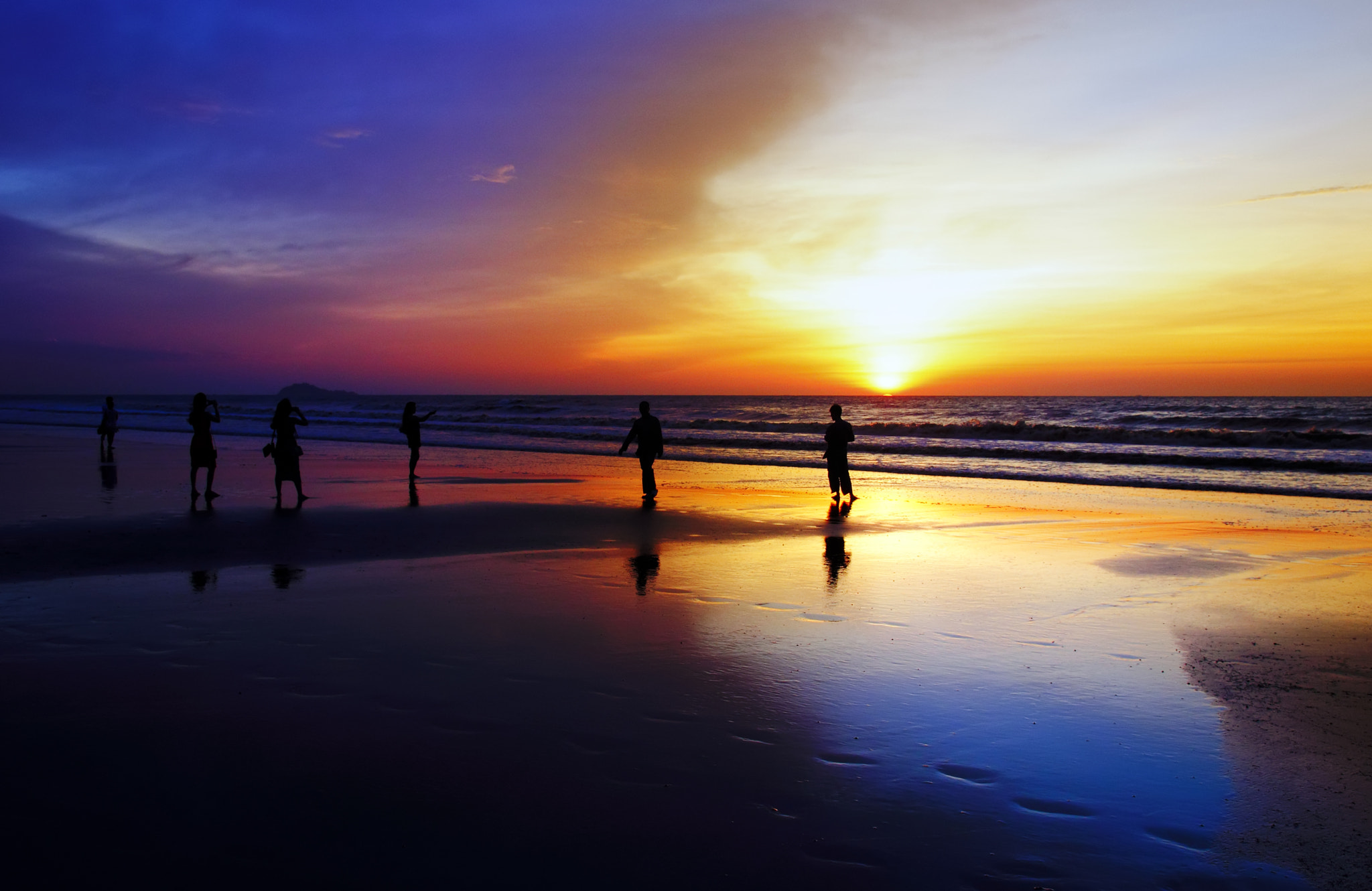 Canon EOS 550D (EOS Rebel T2i / EOS Kiss X4) sample photo. Sunrise photography