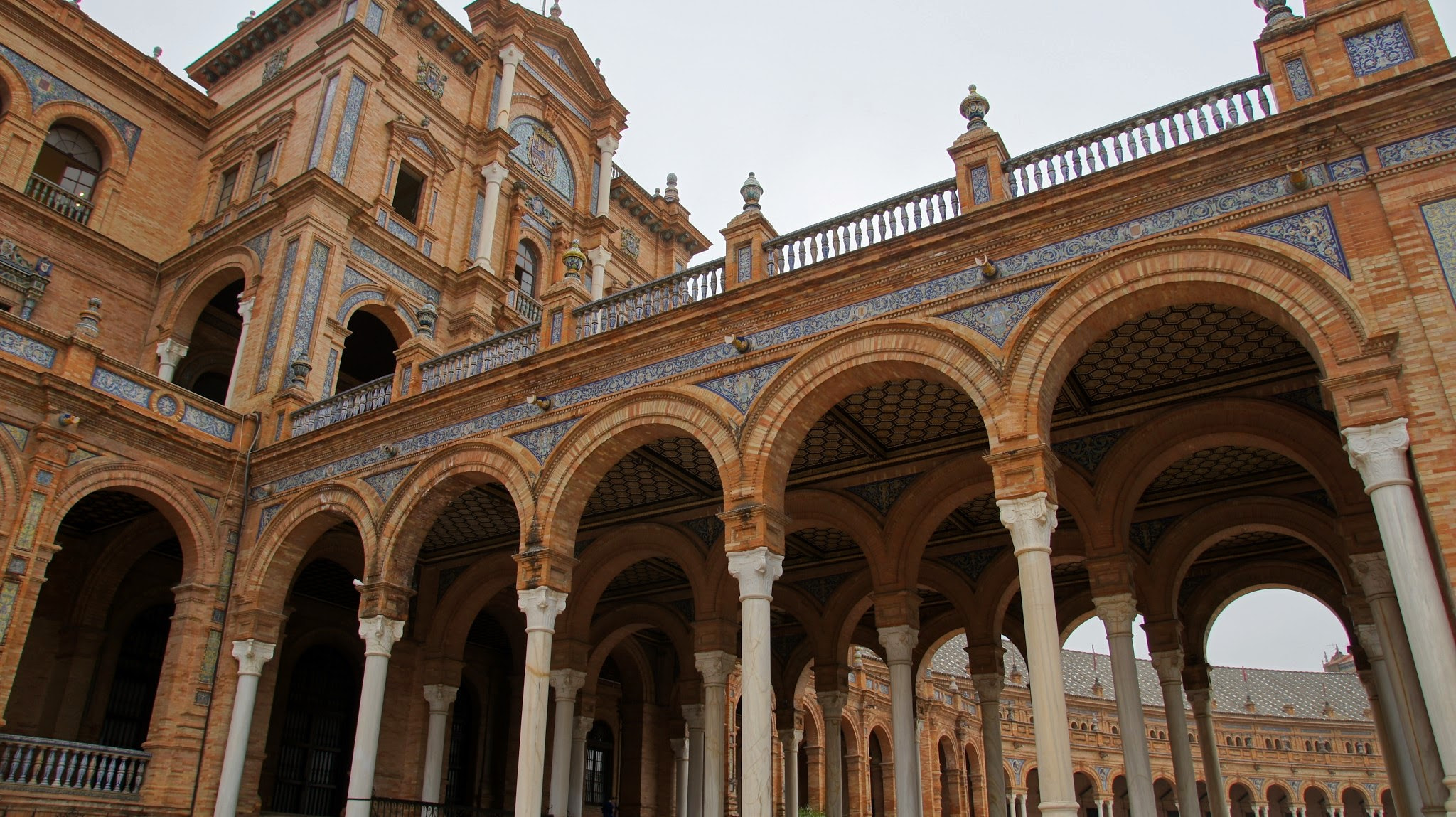 Sony DT 16-105mm F3.5-5.6 sample photo. Plaza de españa seville photography