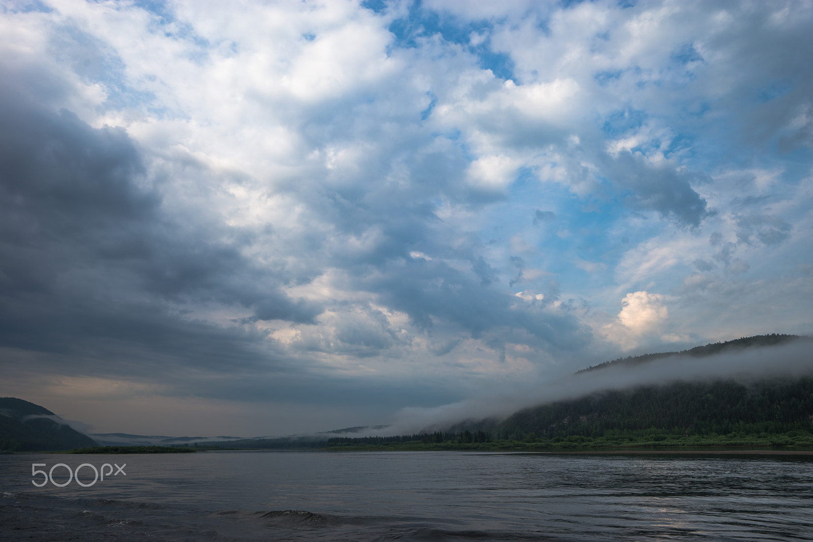 Sony a99 II + Sony Vario-Sonnar T* 16-35mm F2.8 ZA SSM sample photo. Foggy morning on the river lena. photography