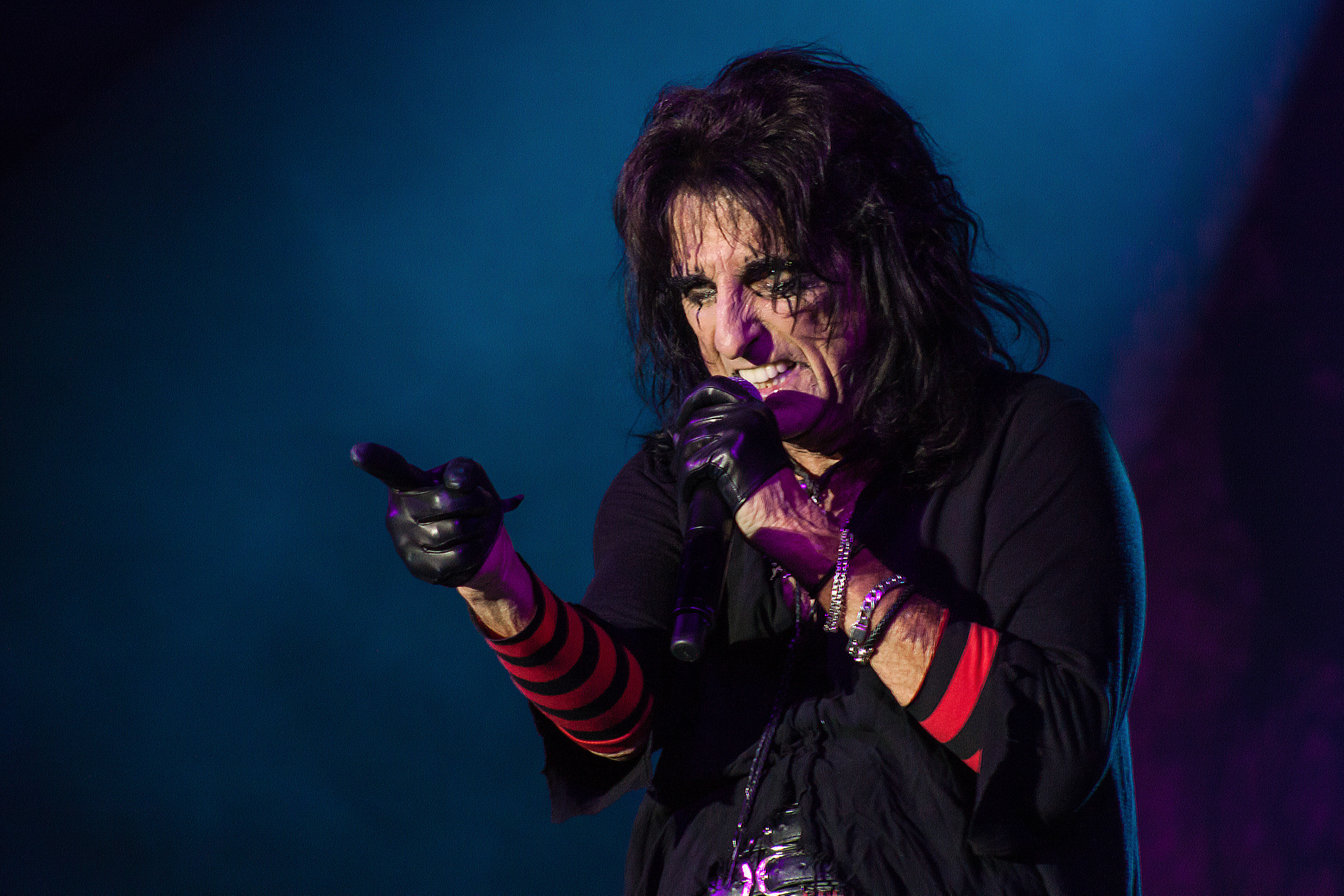 Canon EOS 50D + EF75-300mm f/4-5.6 sample photo. Alice cooper photography