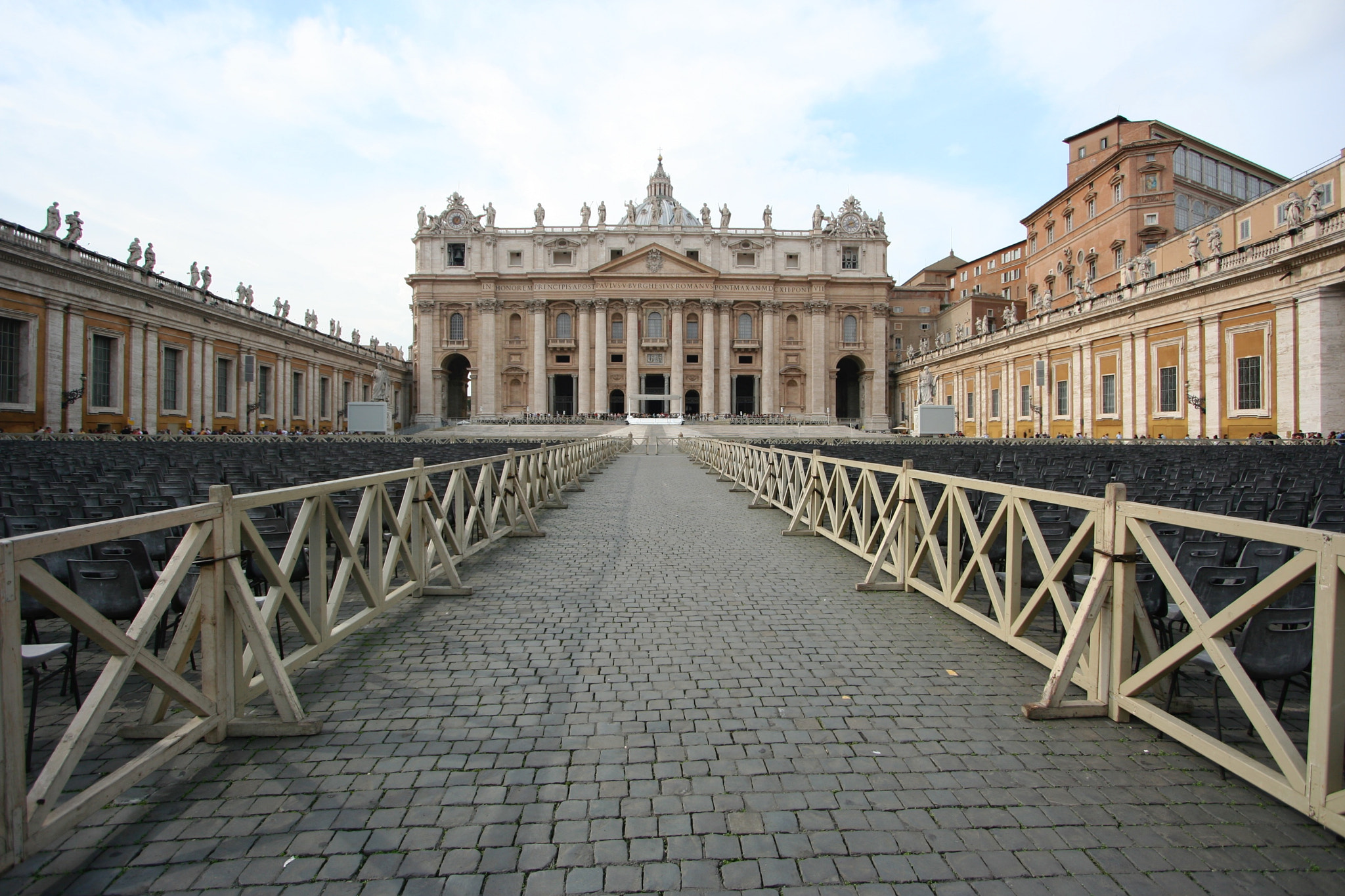 Canon EOS 350D (EOS Digital Rebel XT / EOS Kiss Digital N) sample photo. Vatican photography