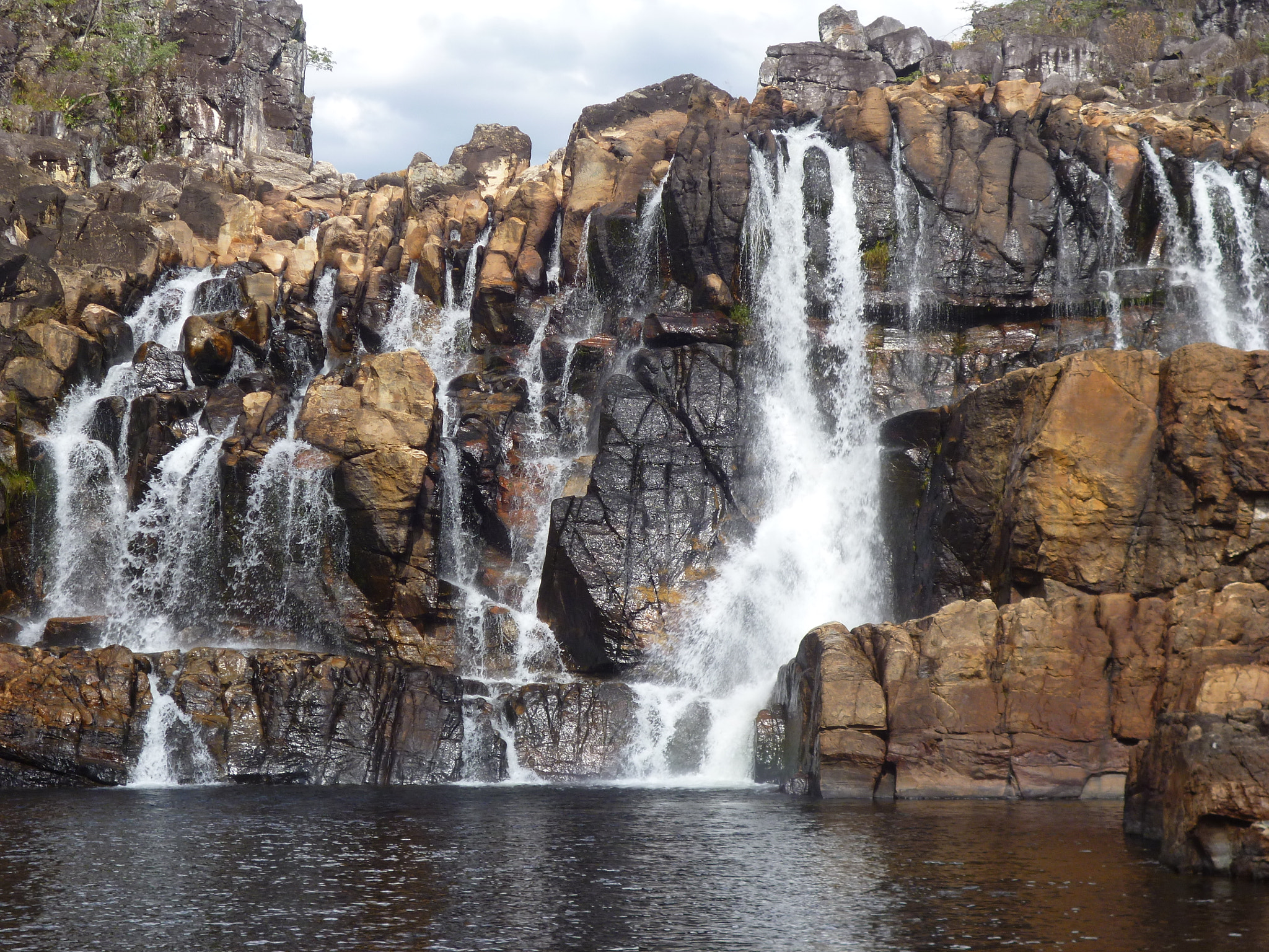 Panasonic DMC-FS16 sample photo. Couros waterfall,  photography